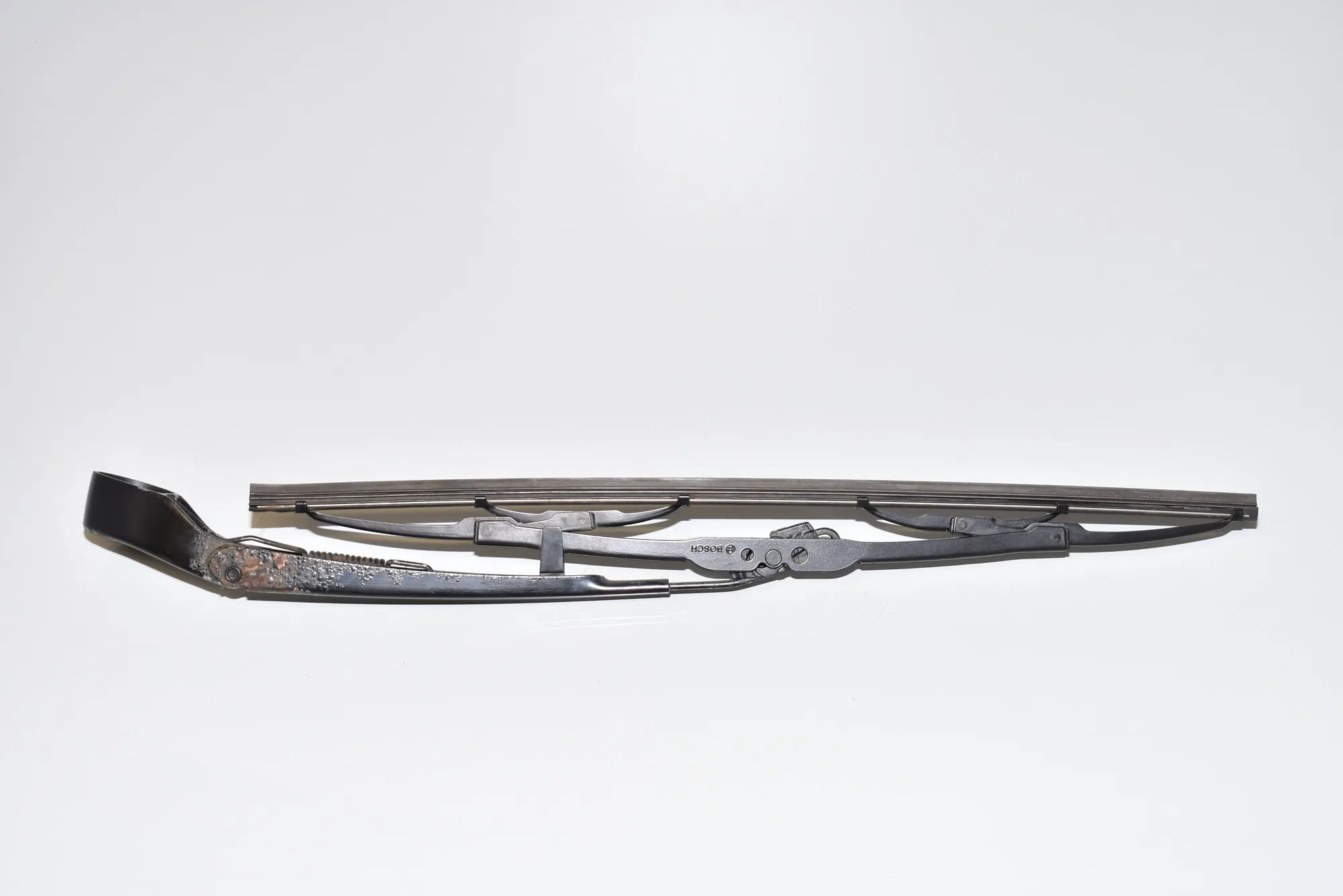 Tailgate Window Wiper Arm – OEM 7068076 · BMW X5 (E53) 3.0 d 2005