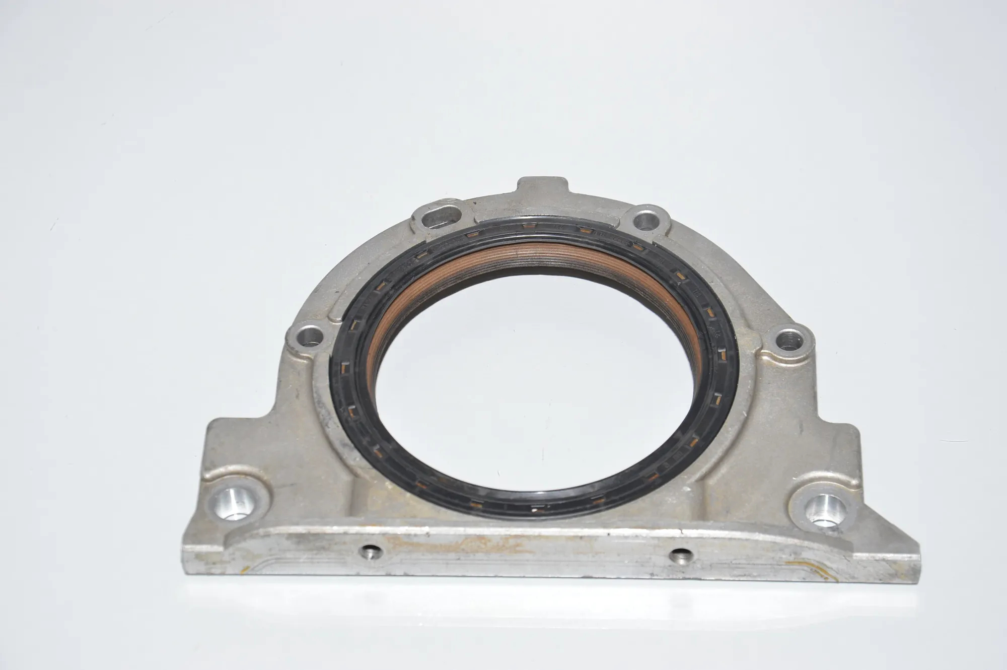 Other Engine Compartment Parts – OEM 2245265 · BMW 5 Touring (E39) BMW 5 Touring (E39) 525 d 2000