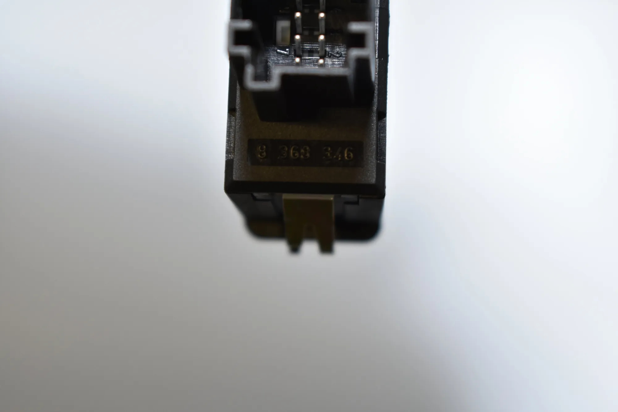 USB/AUX-In Socket Port – OEM 8368346 · BMW X5 (E53) 3.0 d 2005 – 4