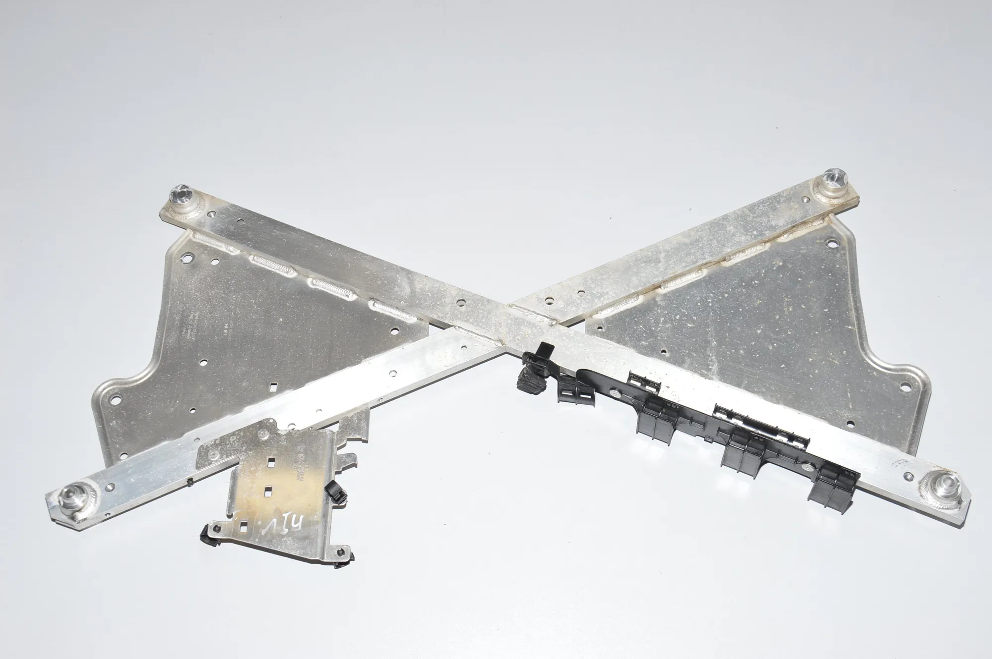 Other Underbody Cover – OEM 6879520 · BMW i3 (I01) Electric 2019 – 4