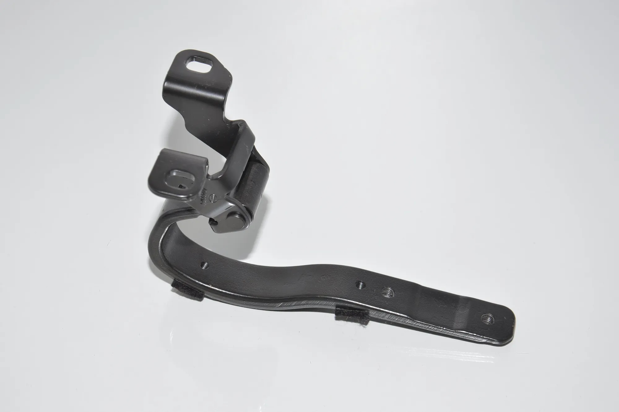 Right Side Bootlid Hinge – OEM 7296774 · BMW i3 (I01) Electric 2019