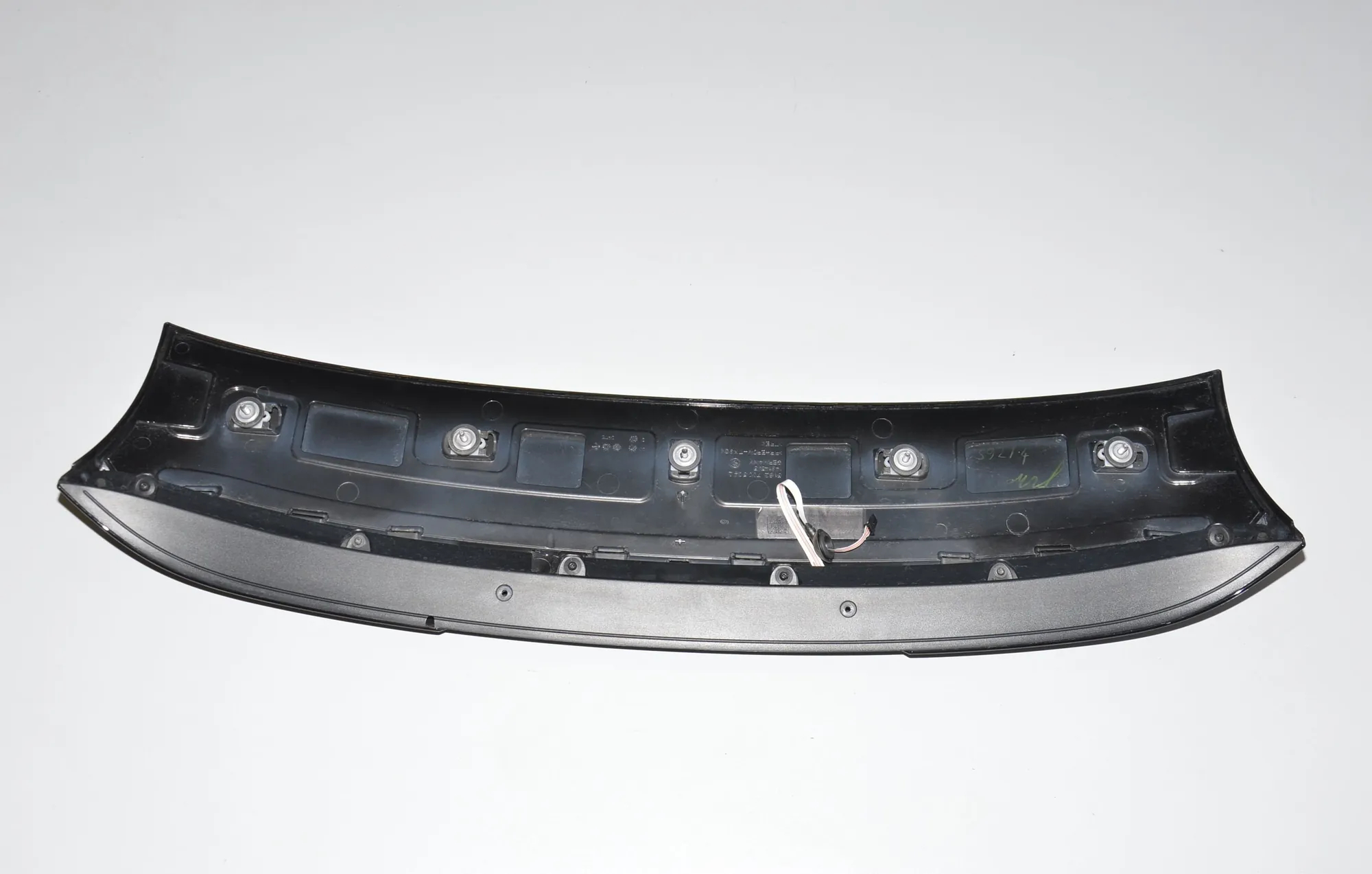 Tailgate Bootlid Spoiler – OEM 7305042 · BMW i3 (I01) Electric 2019 – 3