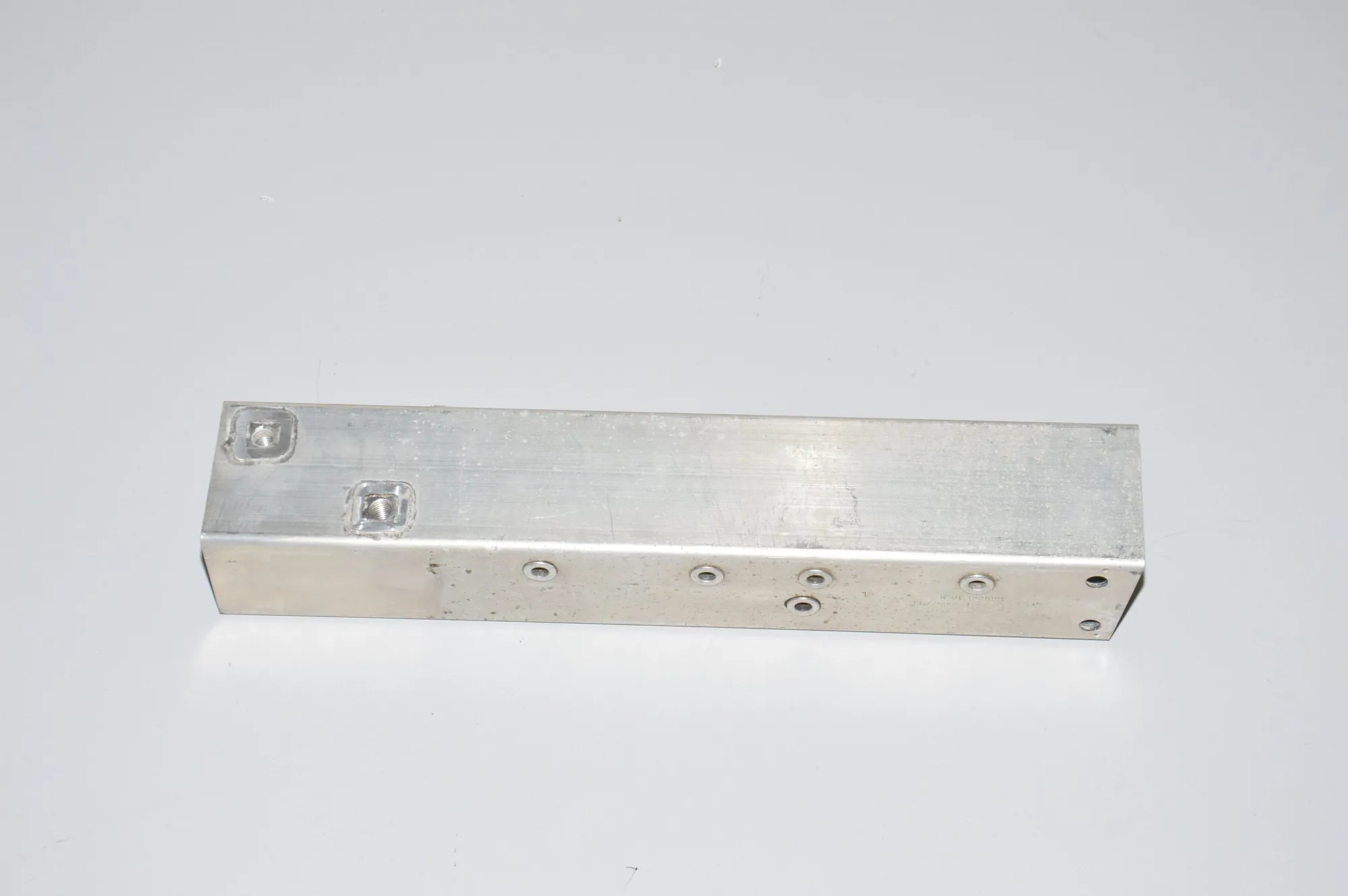 Rear Left Bumper Bracket – OEM 6852703 · BMW i3 (I01) Electric 2019