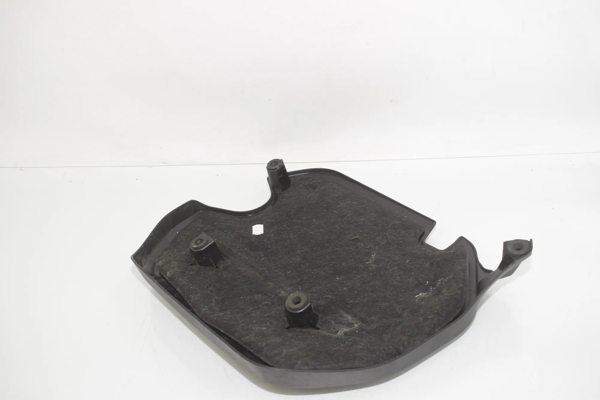 Engine Cover – OEM 8579535 · BMW X1 (F48) sDrive 18 d 2019 – 3
