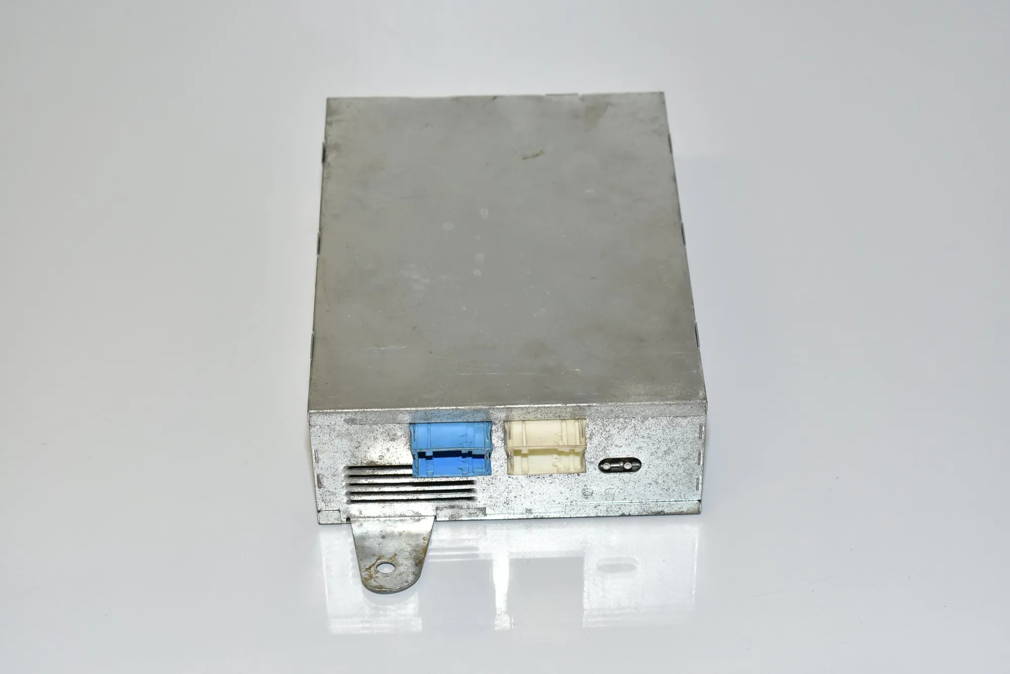 TV Module – OEM 6902015 · BMW 5 (E39) BMW 5 (E39) 530 d 2001