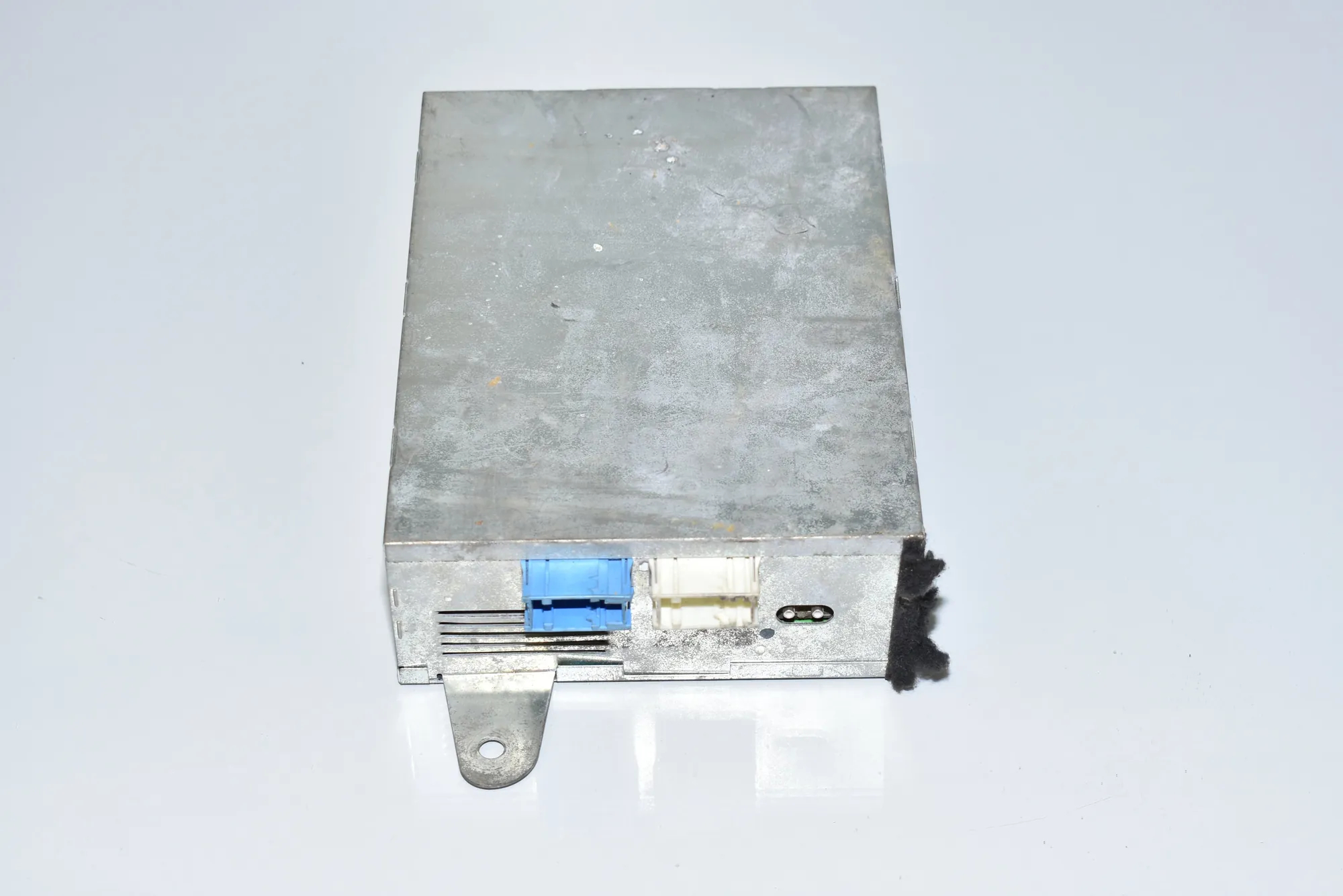 TV Module – OEM 6902015 · BMW 5 Touring (E39) BMW 5 Touring (E39) 530 d 2001
