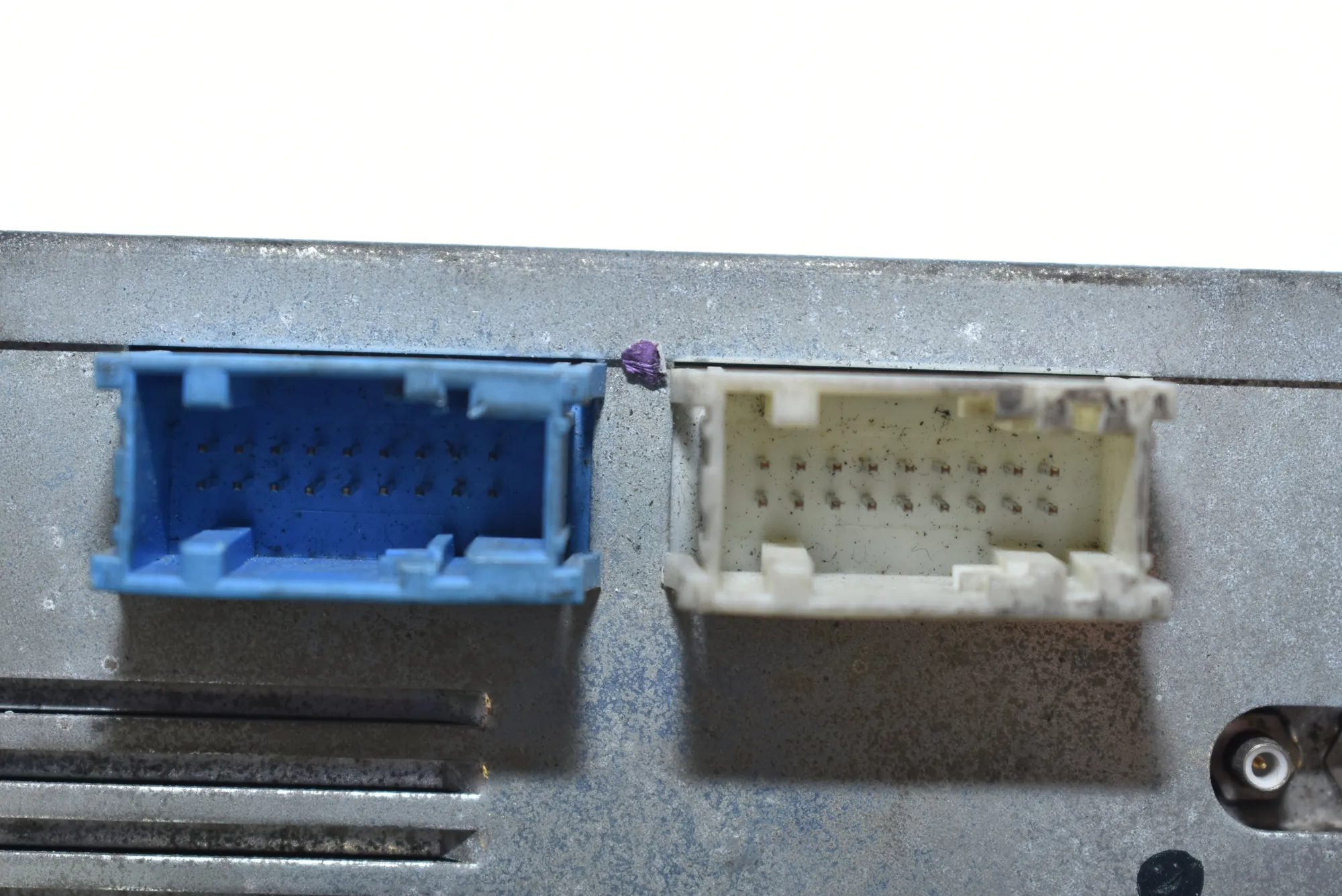TV Module – OEM 6902015 · BMW 5 Touring (E39) BMW 5 Touring (E39) 530 d 2001 – 3