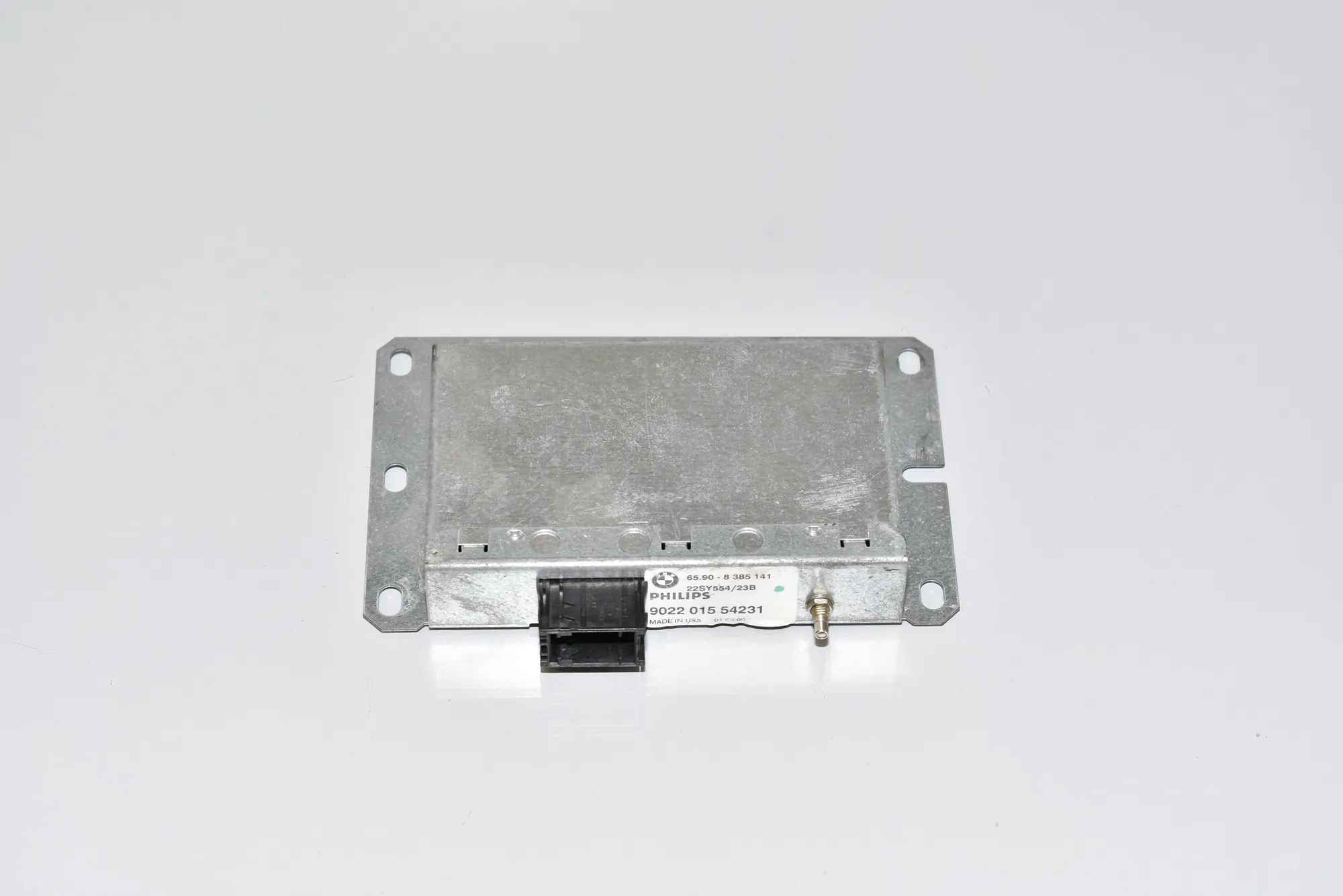 Antenna Amplifier – OEM 8385141 · BMW 5 Touring (E39) BMW 5 Touring (E39) 530 d 2001