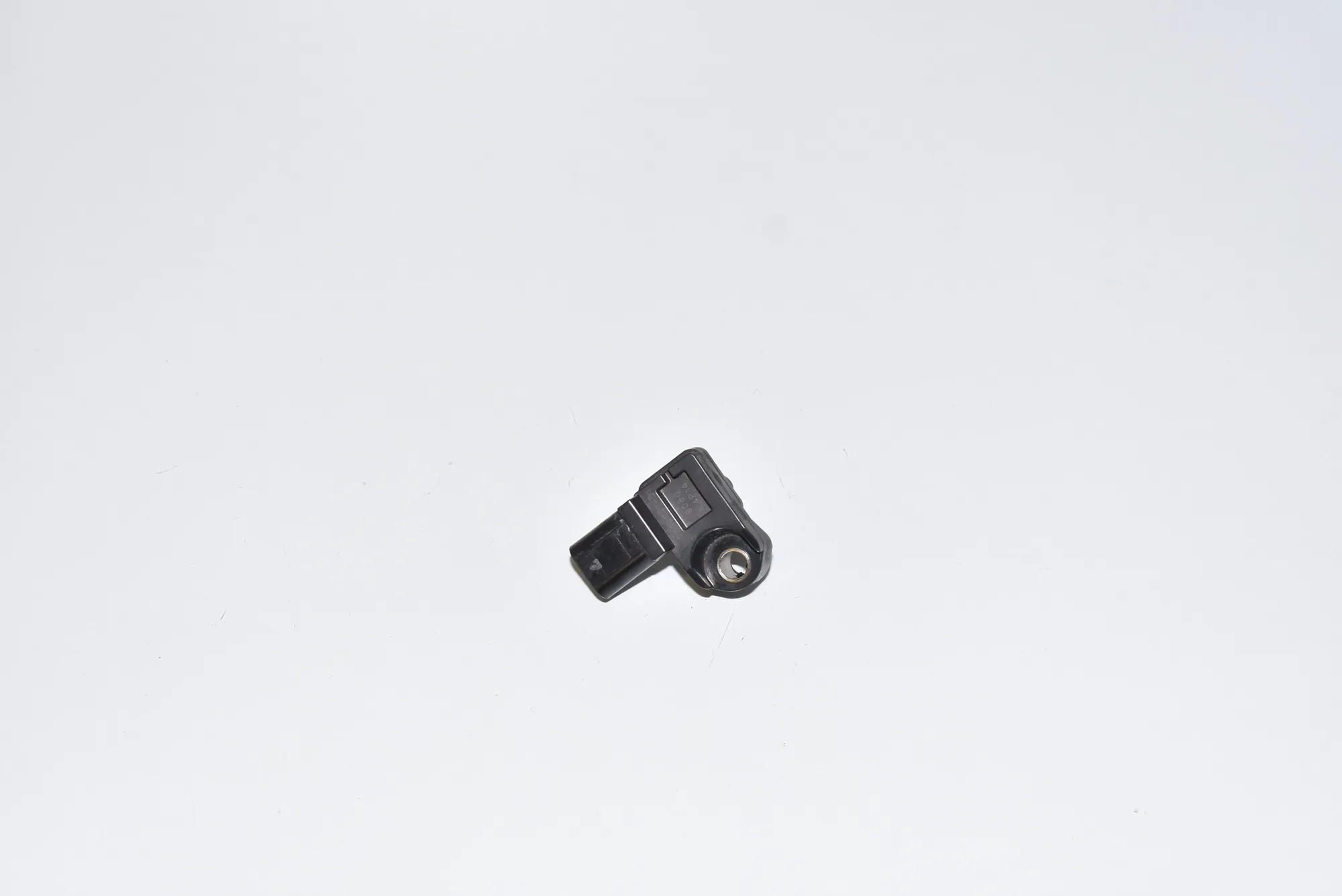 Intake Manifold Pressure Sensor – OEM 7804742 · BMW 5 (F10) BMW 5 (F10) 530 d 2014 – 2