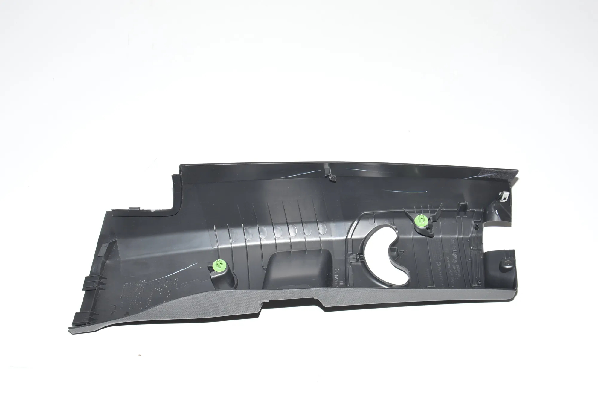 Right Side B Pillar Trim – OEM 7287936 · BMW i3 (I01) Electric 2019 – 4