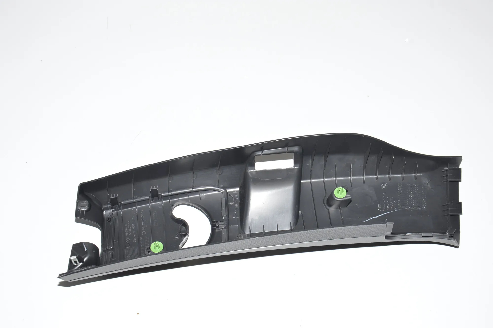 Right Side B Pillar Trim – OEM 7287936 · BMW i3 (I01) Electric 2019 – 3