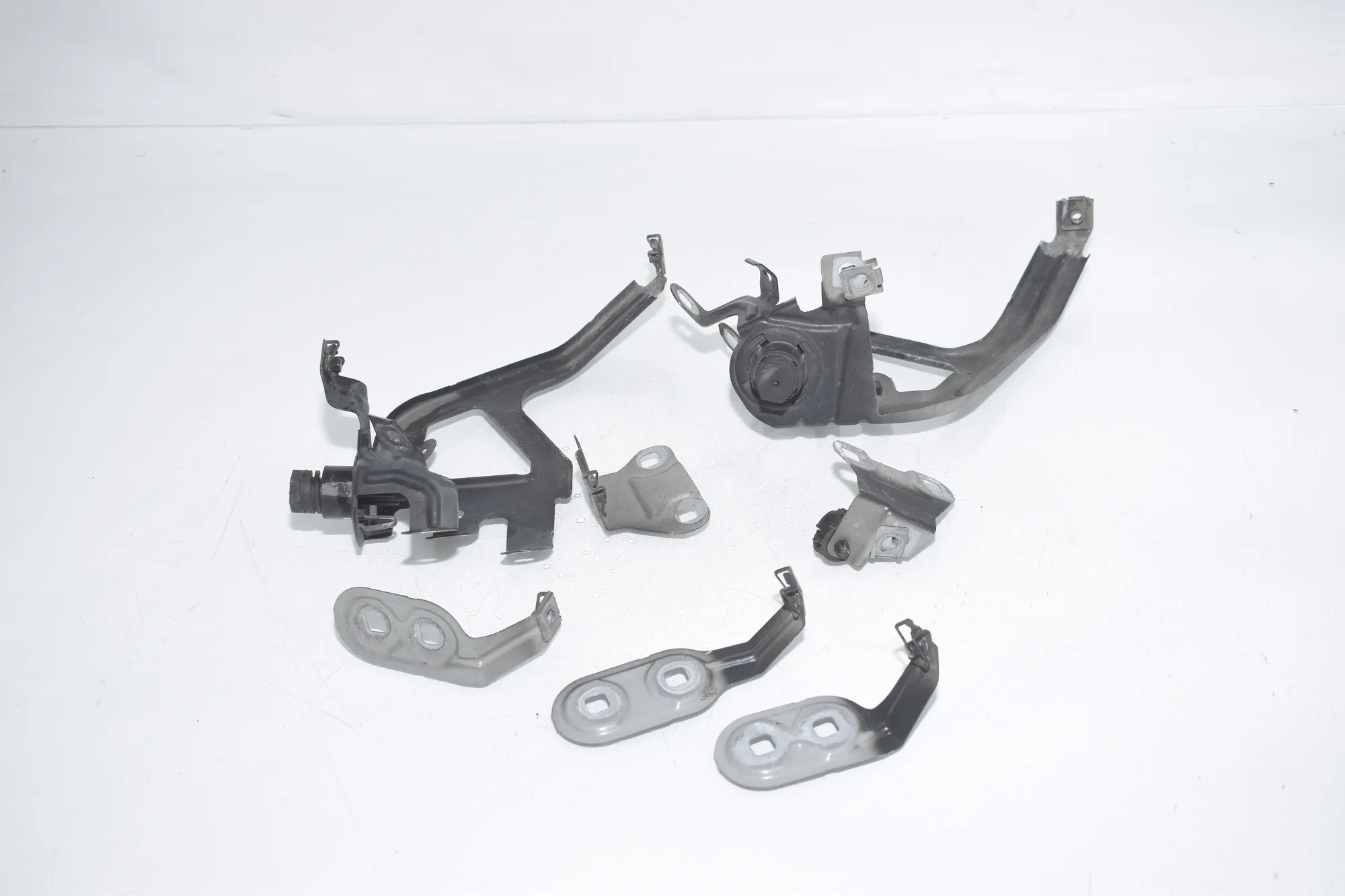 Front Right Fender Holder – OEM 7207209 · BMW 5 Touring (F11) 530 d xDrive 2012 – 3