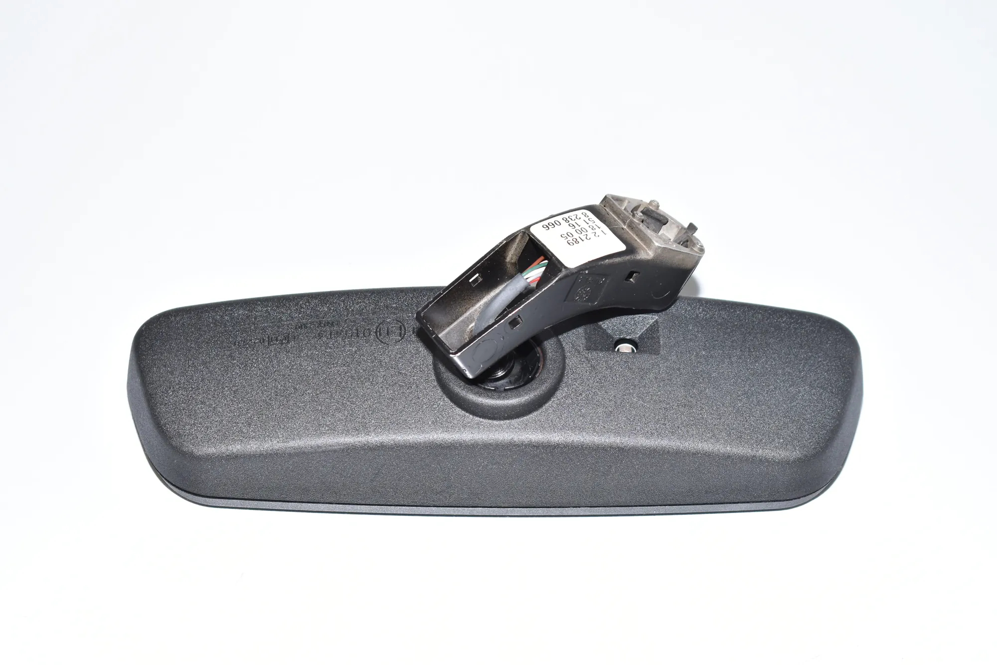 Interior Rear View Mirror – OEM 8238066 · BMW 7 (E32) BMW 7 (E32) 730 i,iL 1990 – 3