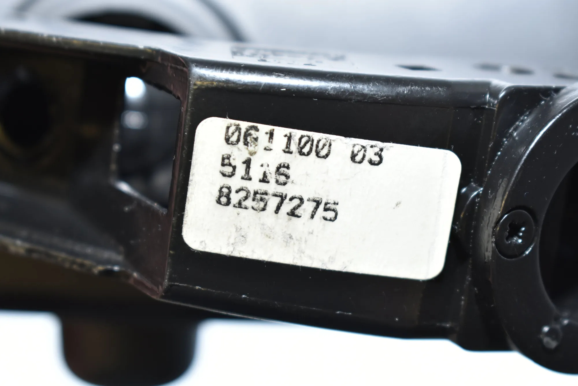 Interior Rear View Mirror – OEM 8257275 · BMW 7 (E38) BMW 7 (E38) 725 tds 2000 – 4