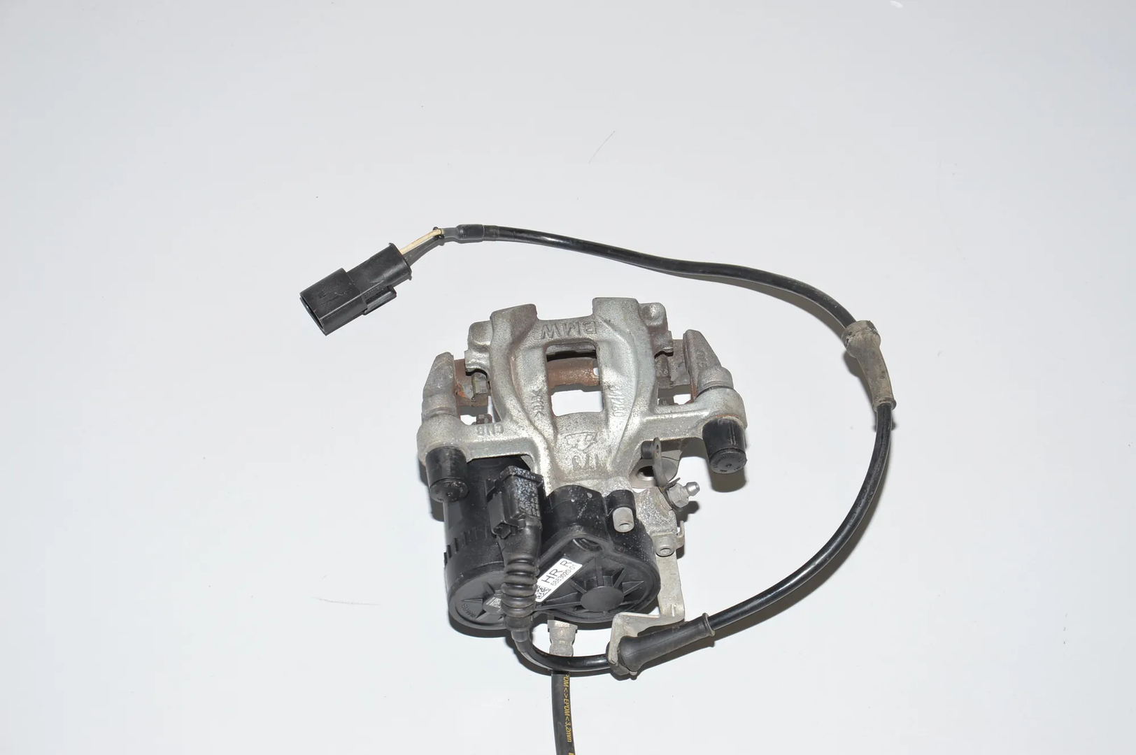 Rear Right Brake Caliper – OEM 6883020 · BMW i3 (I01) Electric 2019 – 3