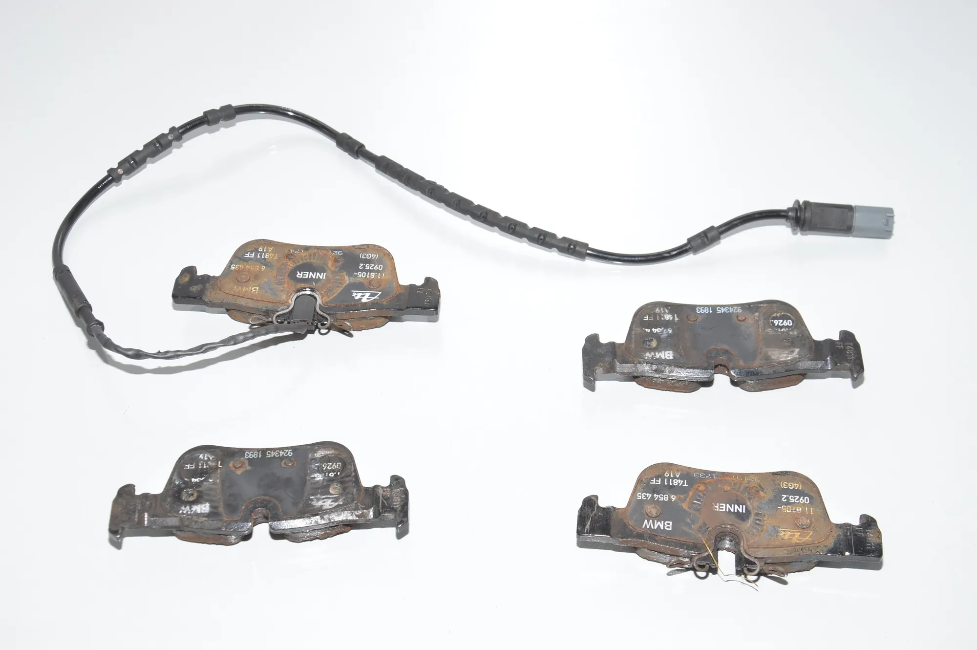 Rear Brake Pads – OEM 6854435 · BMW i3 (I01) Electric 2019 – 2