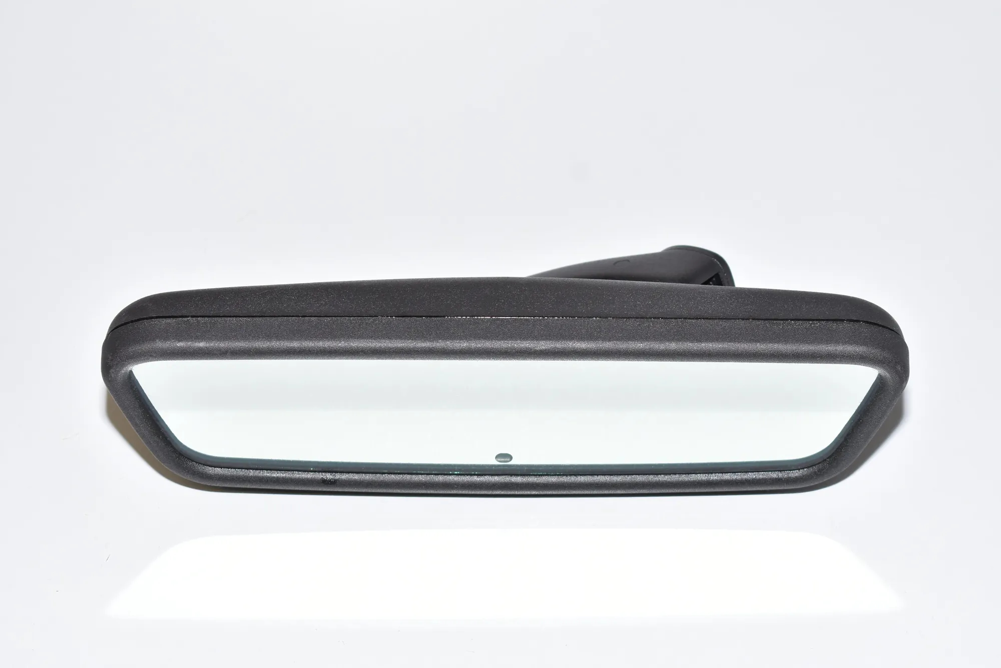 Interior Rear View Mirror – OEM 8131737 · BMW 7 (E32) BMW 7 (E32) 730 i,iL 1992