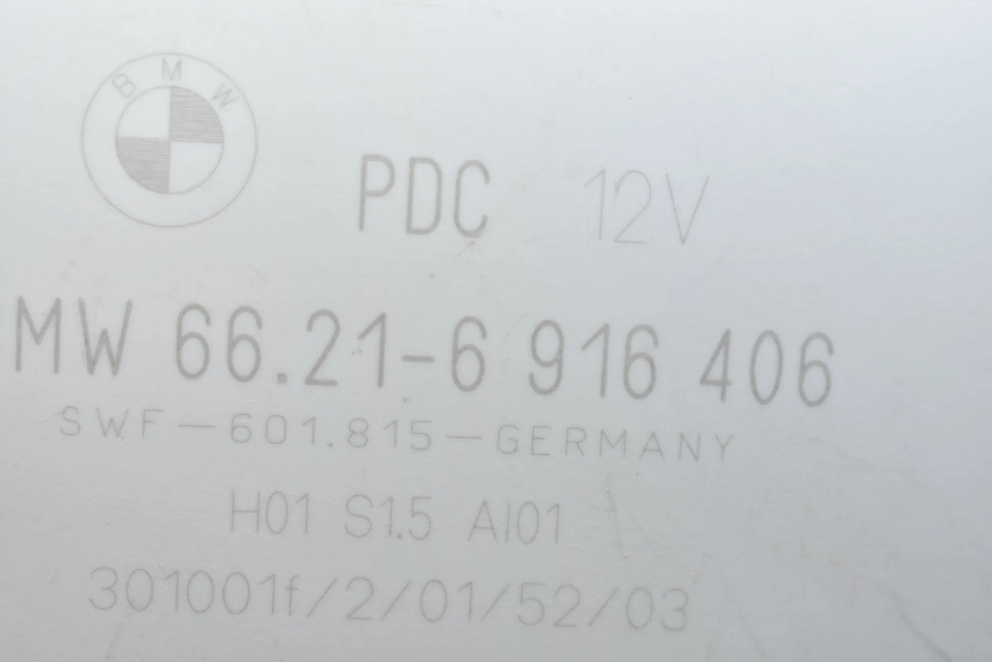 PDC Parking Sensor Control Unit – OEM 6916406 · BMW 5 Touring (E39) BMW 5 Touring (E39) 530 d 2002 – 4