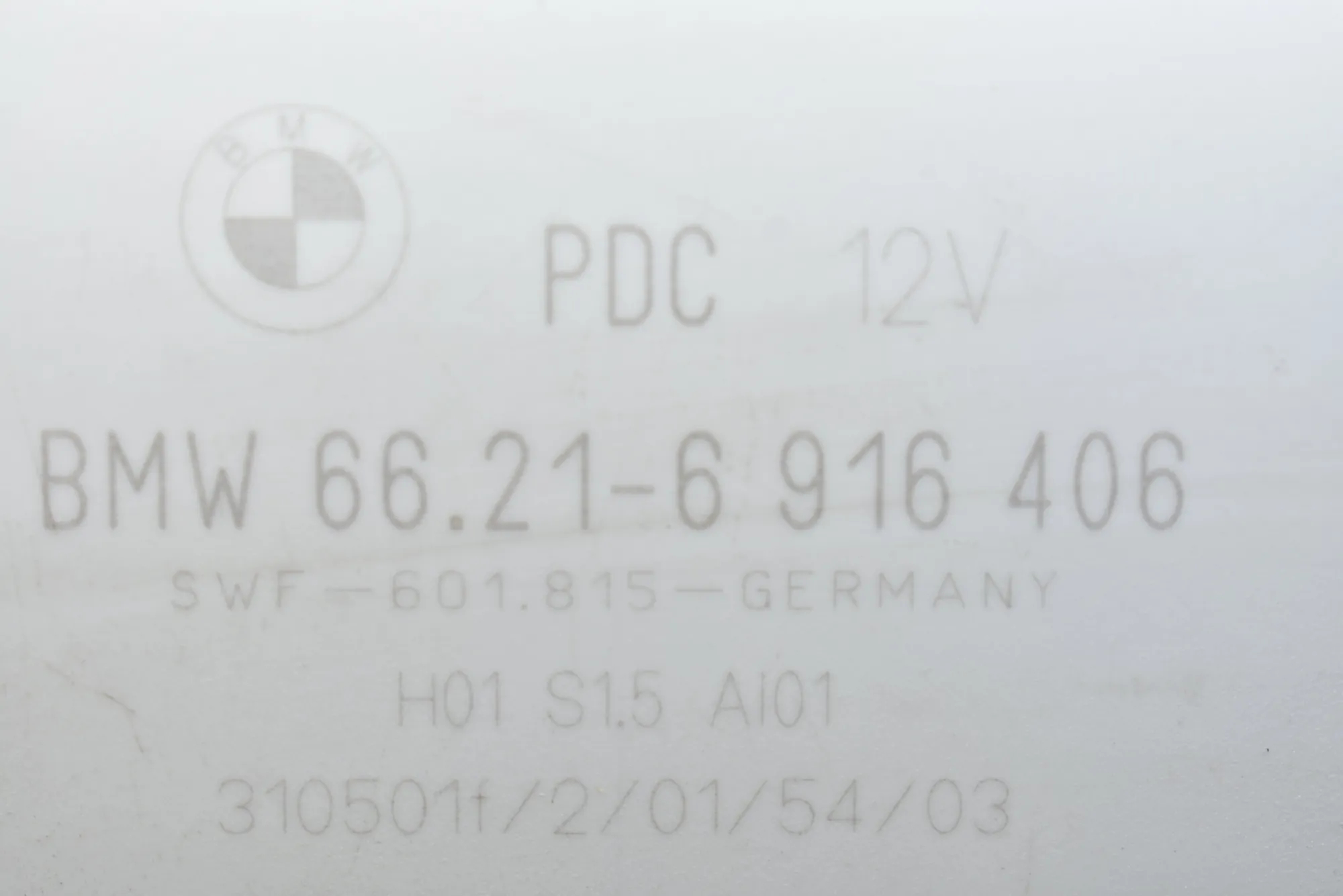 PDC Parking Sensor Control Unit – OEM 6916406 · BMW 5 Touring (E39) BMW 5 Touring (E39) 530 d 2002 – 4