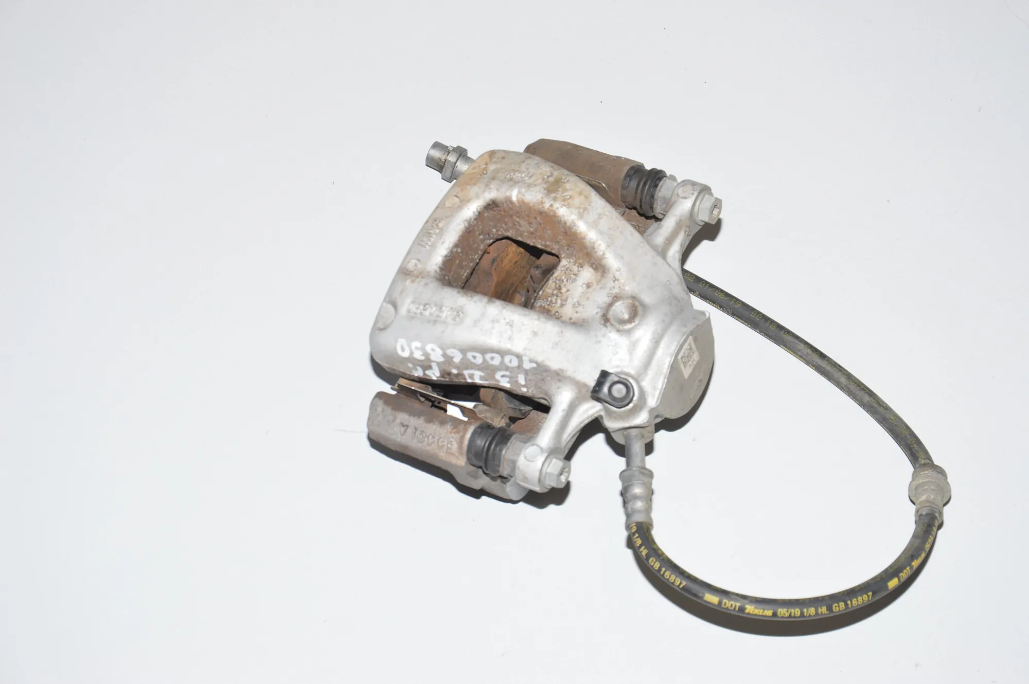 Front Right Brake Caliper – OEM 45232B · BMW i3 (I01) Electric 2019 – 2