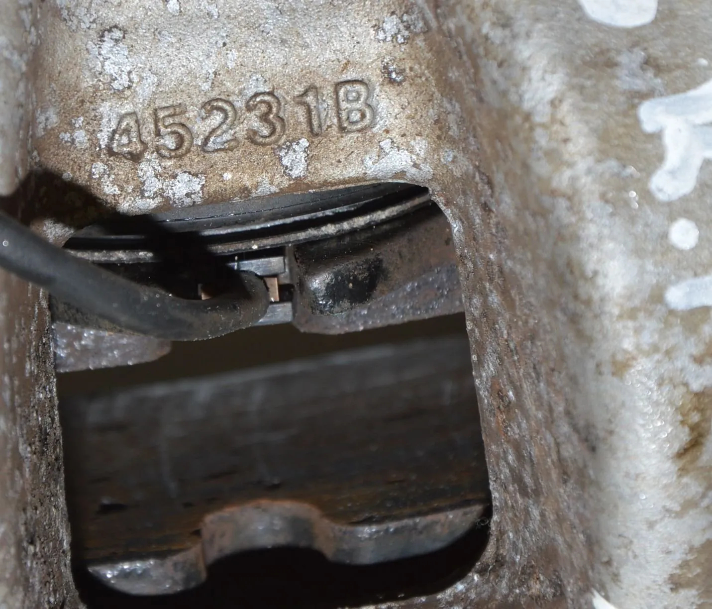 Front Left Brake Caliper – OEM 45231B · BMW i3 (I01) Electric 2019 – 5