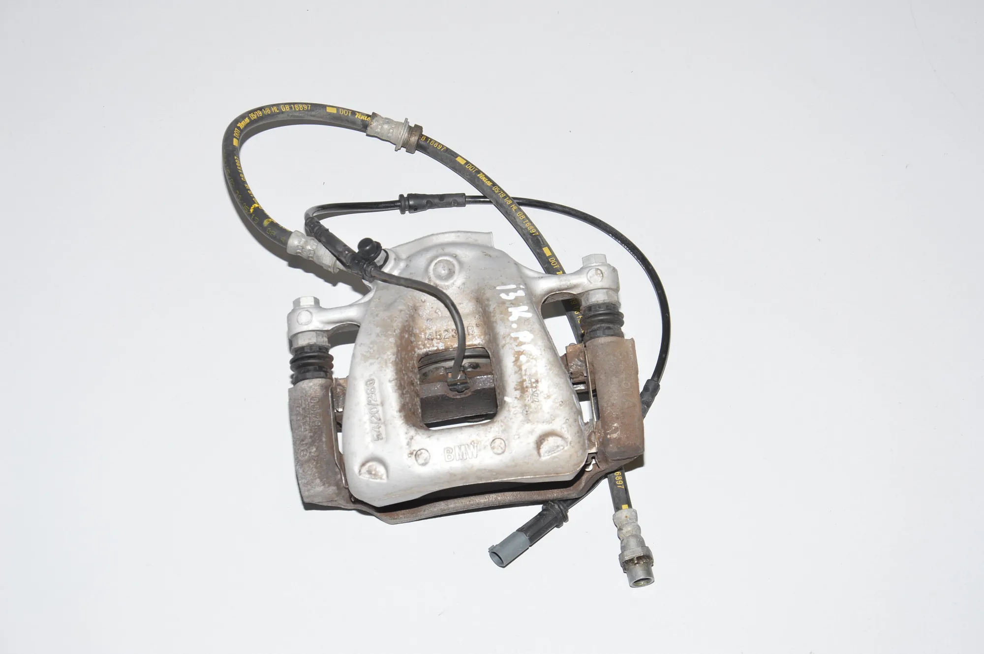 Front Left Brake Caliper – OEM 45231B · BMW i3 (I01) Electric 2019 – 4