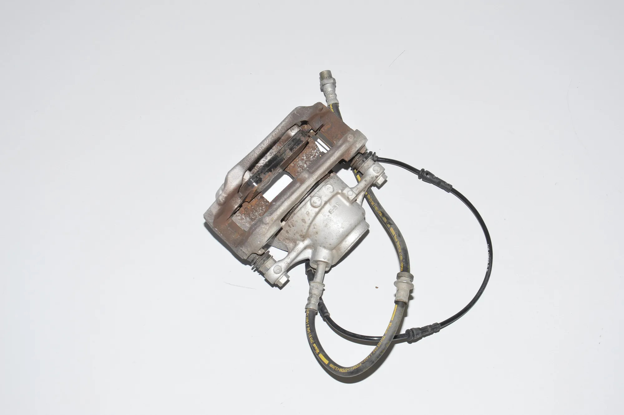 Front Left Brake Caliper – OEM 45231B · BMW i3 (I01) Electric 2019 – 3