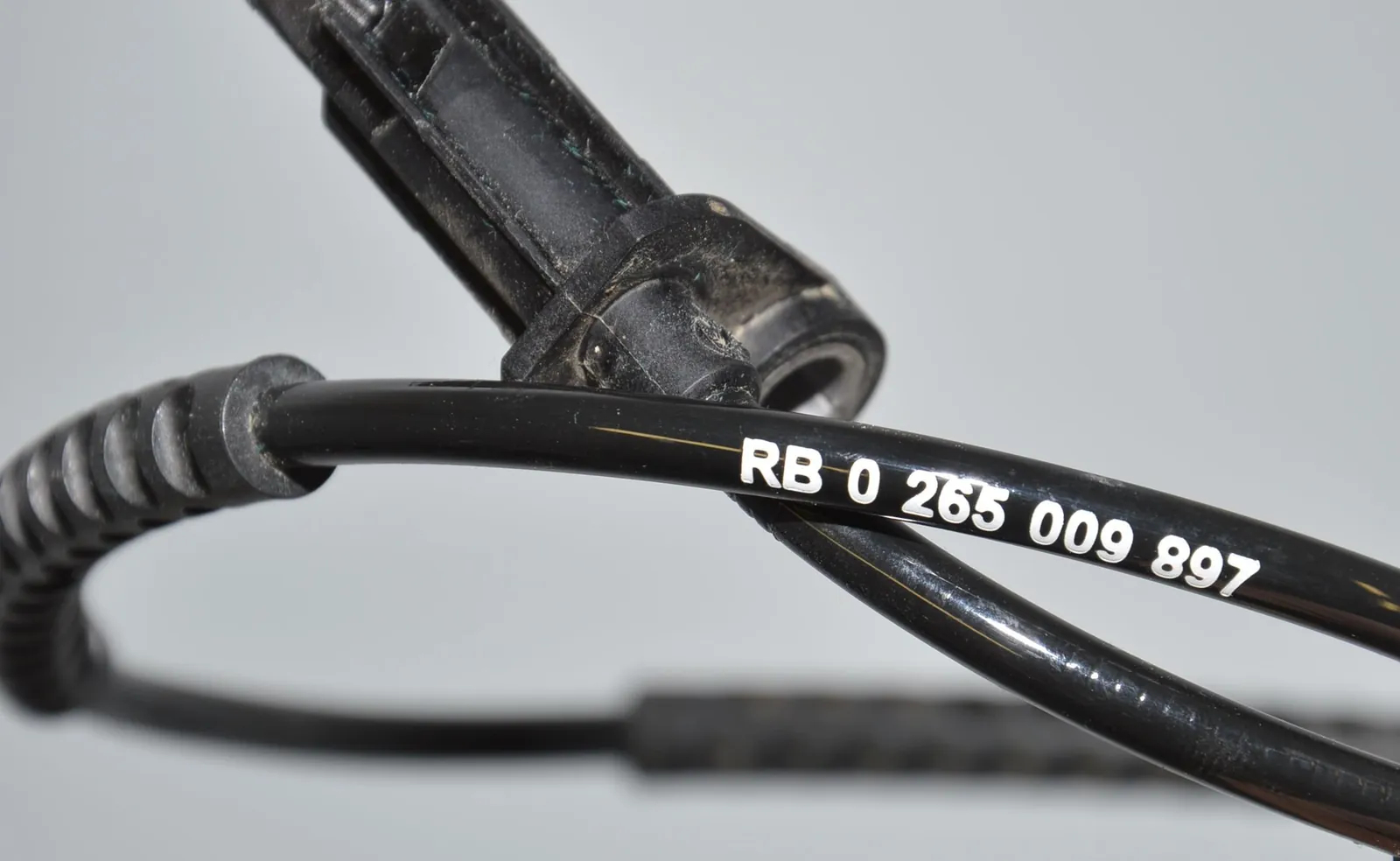 Rear Right ABS Sensor – OEM 0265009897 · BMW i3 (I01) Electric 2019 – 5