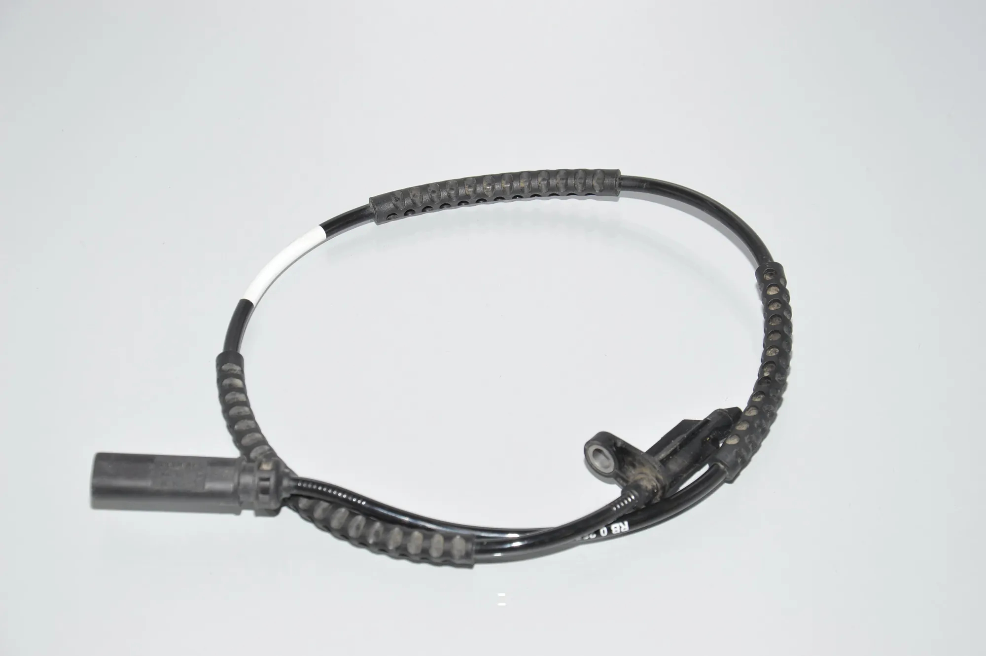 Rear Right ABS Sensor – OEM 0265009897 · BMW i3 (I01) Electric 2019 – 4