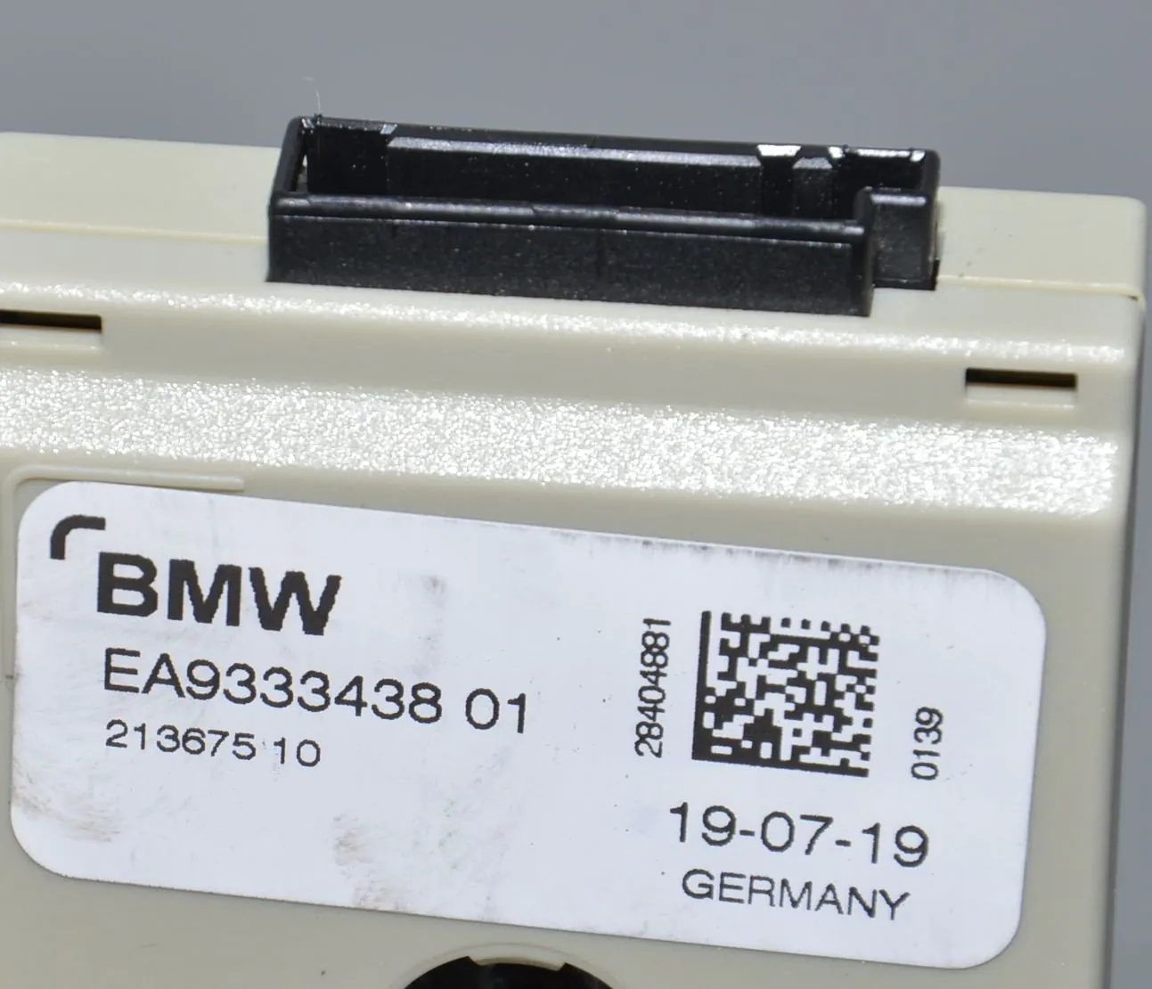 Antenna – OEM 9333438 · BMW i3 (I01) Electric 2019 – 5