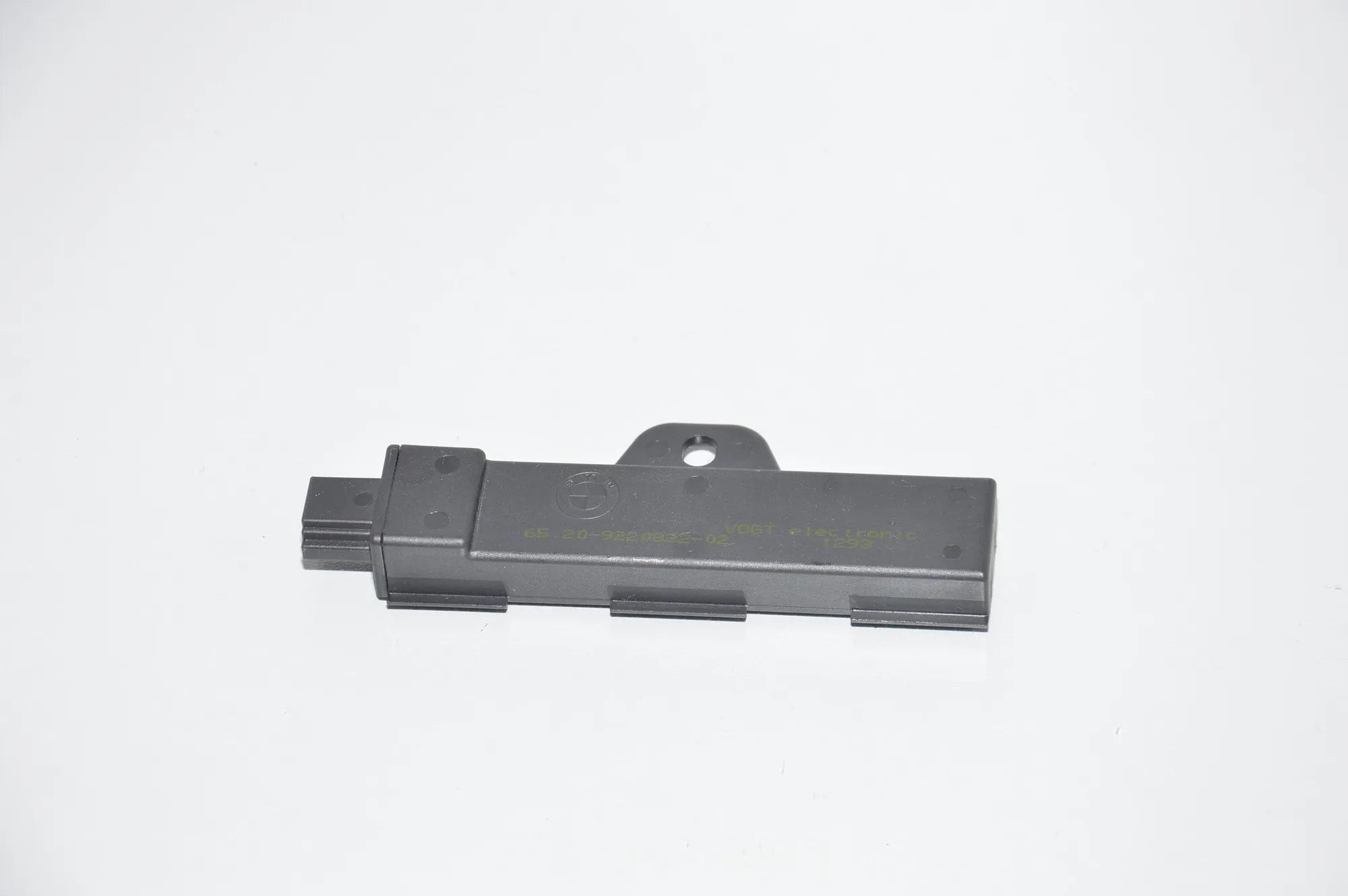 Antenna – OEM 9220832 · BMW i3 (I01) Electric 2019 – 2