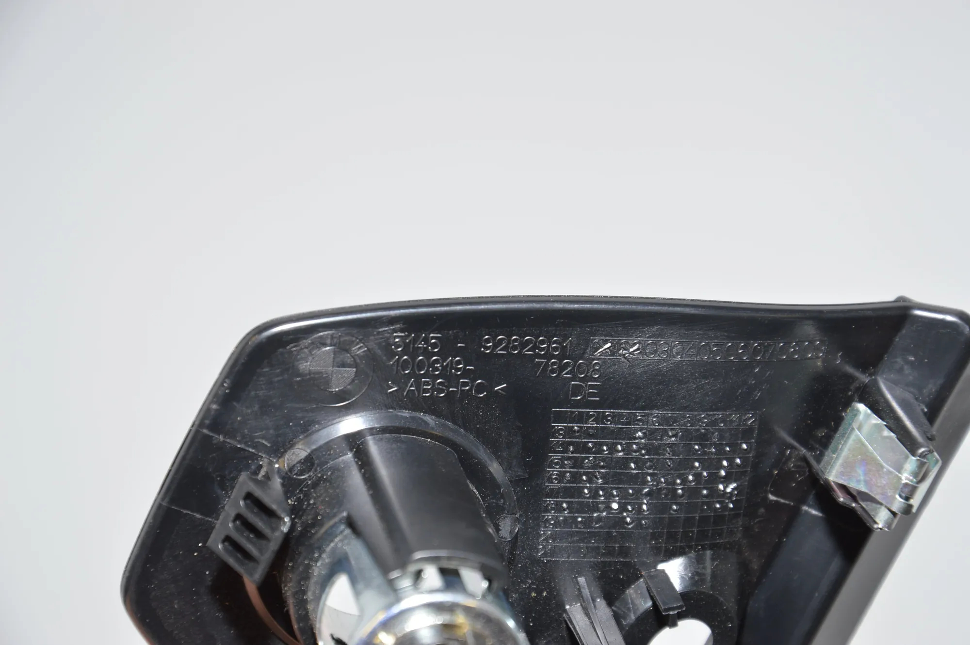 Other Interior Parts – OEM 9282961 · BMW i3 (I01) Electric 2019 – 5