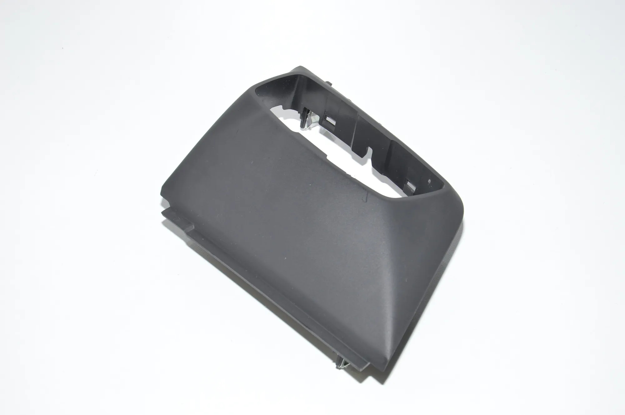 Headlight Switch Trim – OEM 9282942 · BMW i3 (I01) Electric 2019 – 3