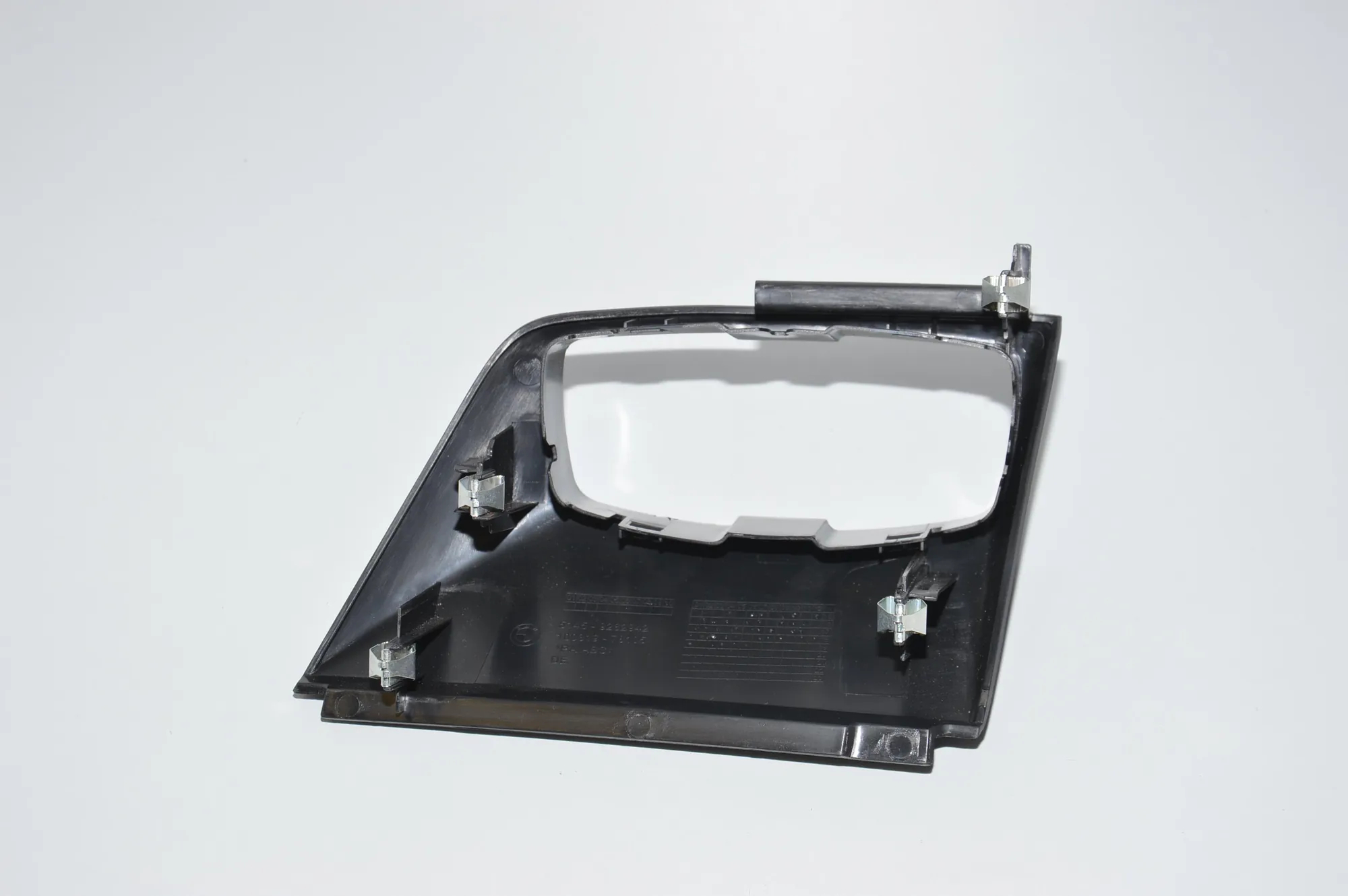 Headlight Switch Trim – OEM 9282942 · BMW i3 (I01) Electric 2019 – 4