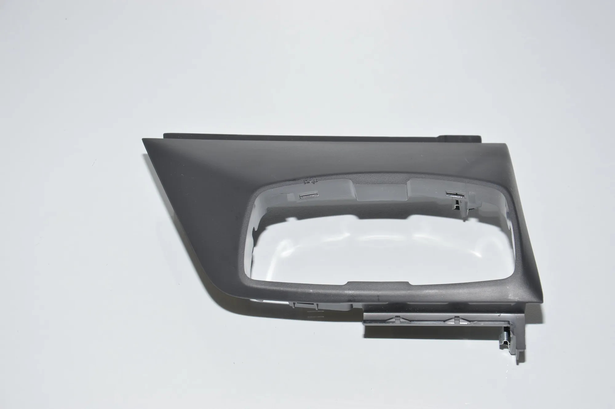 Headlight Switch Trim – OEM 9282942 · BMW i3 (I01) Electric 2019 – 2