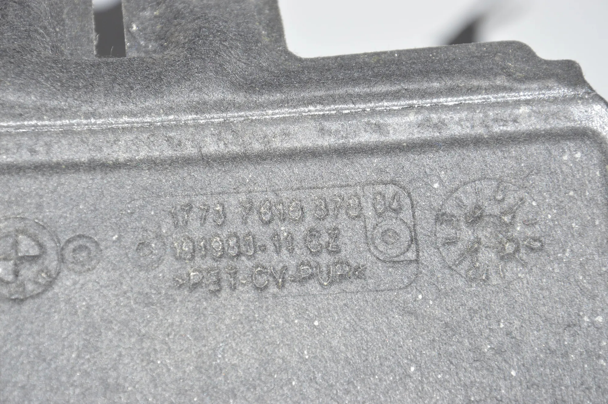 Other Body Parts – OEM 8601200 · BMW i3 (I01) Electric 2019 – 12