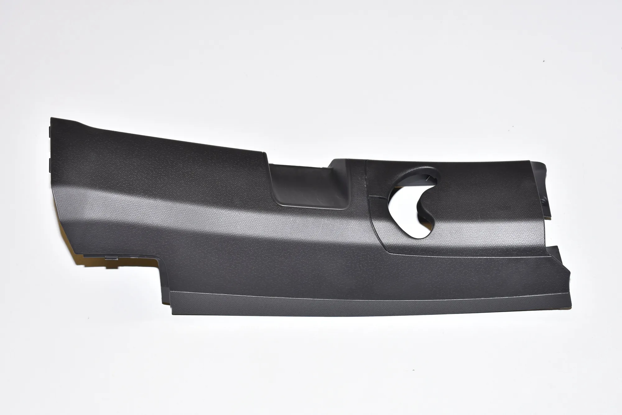 Right Side B Pillar Trim – OEM 6998656 · BMW i3 (I01) Electric 2019