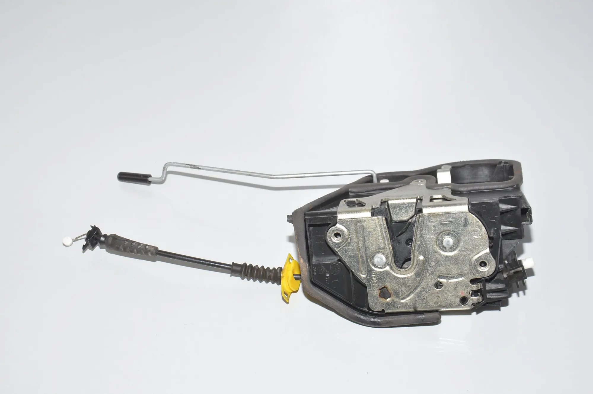 Front Left Door Lock – OEM 7167073 · BMW 5 (E60) BMW 5 (E60) 520 d 2005 – 3