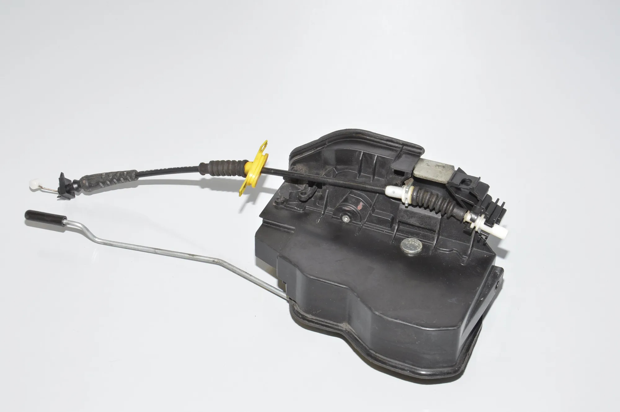 Front Left Door Lock – OEM 7167073 · BMW 5 (E60) BMW 5 (E60) 520 d 2005