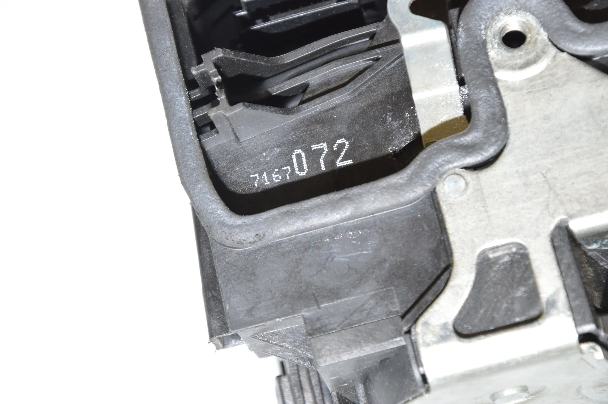 Front Right Door Lock – OEM 7167072 · BMW 5 (E60) BMW 5 (E60) 535 d 2006 – 5