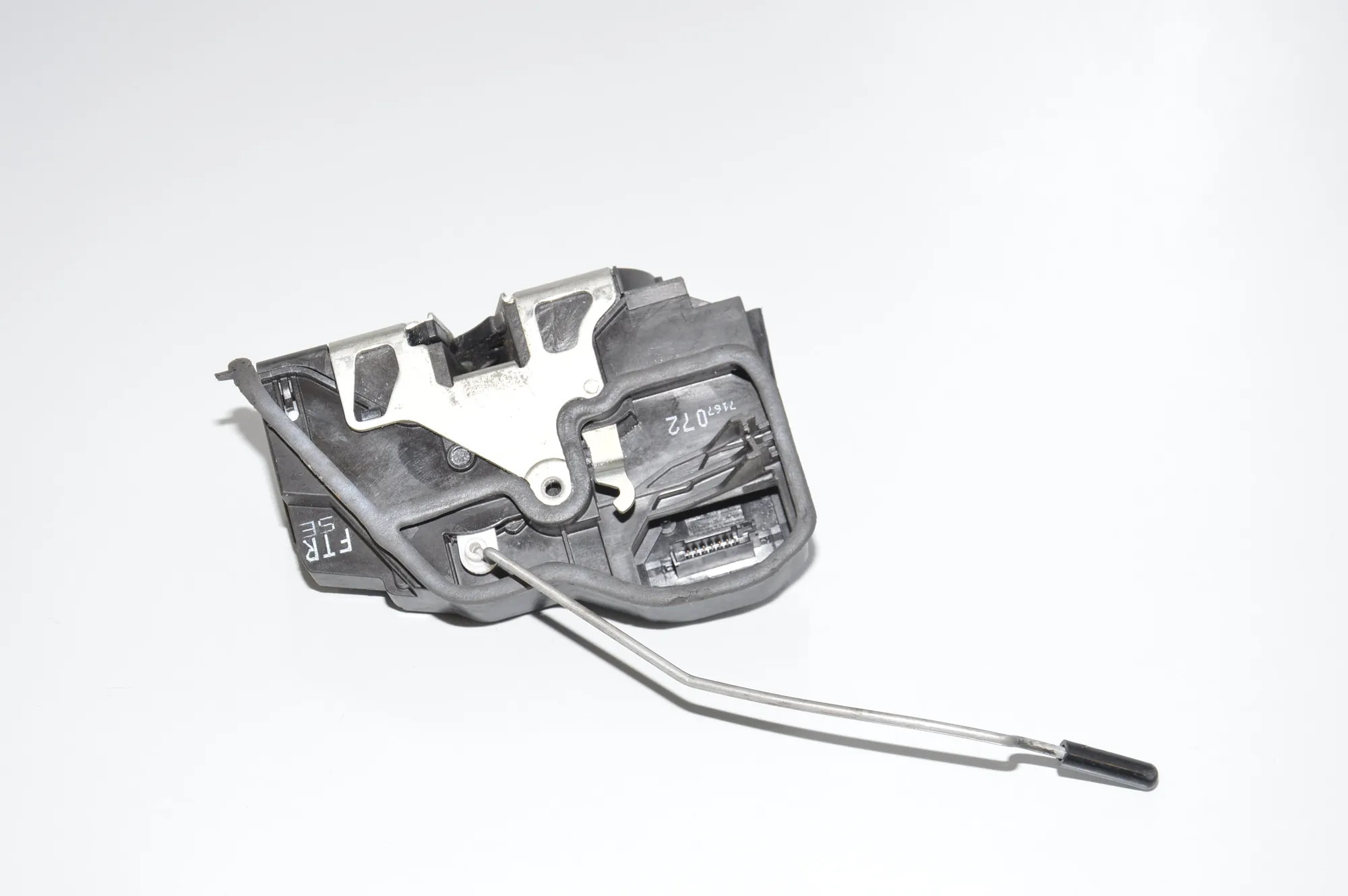 Front Right Door Lock – OEM 7167072 · BMW 5 (E60) BMW 5 (E60) 535 d 2006 – 2