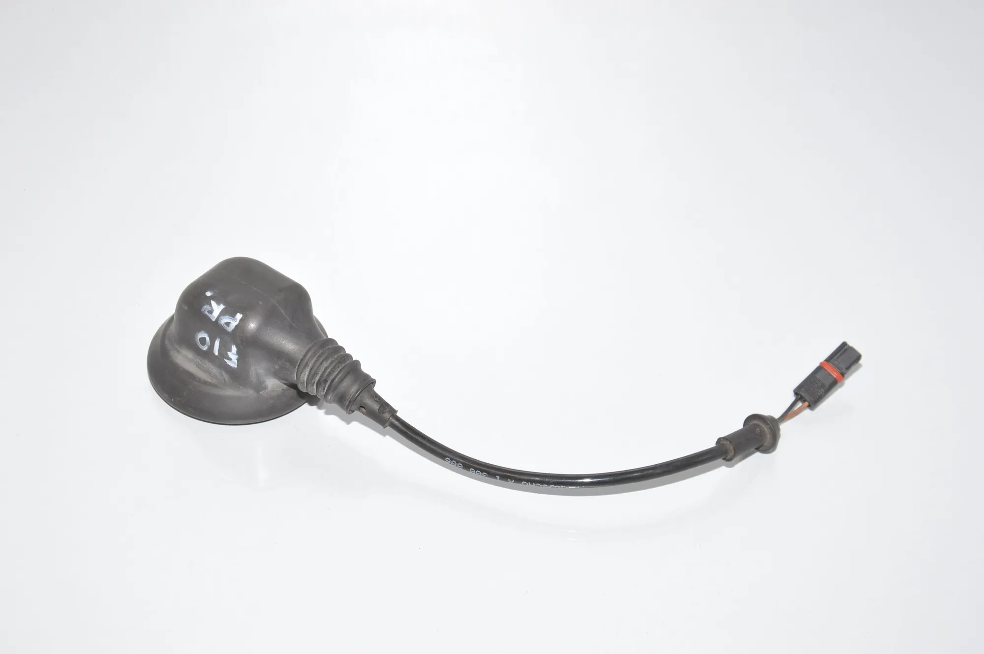 Other Control Units – OEM 2284048 · BMW 5 (F10) M5 2012 – 2