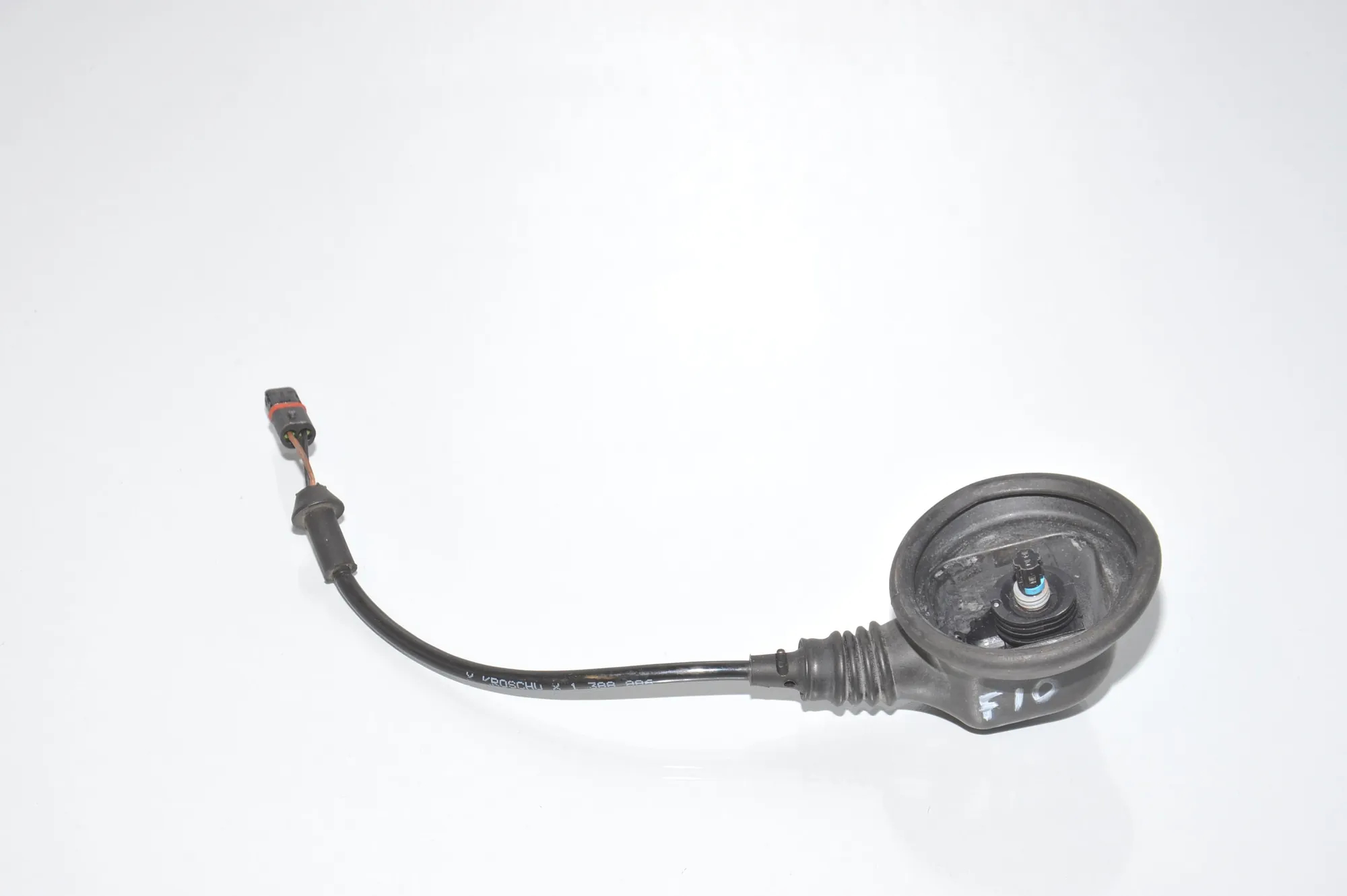 Other Control Units – OEM 2284048 · BMW 5 (F10) M5 2012 – 4
