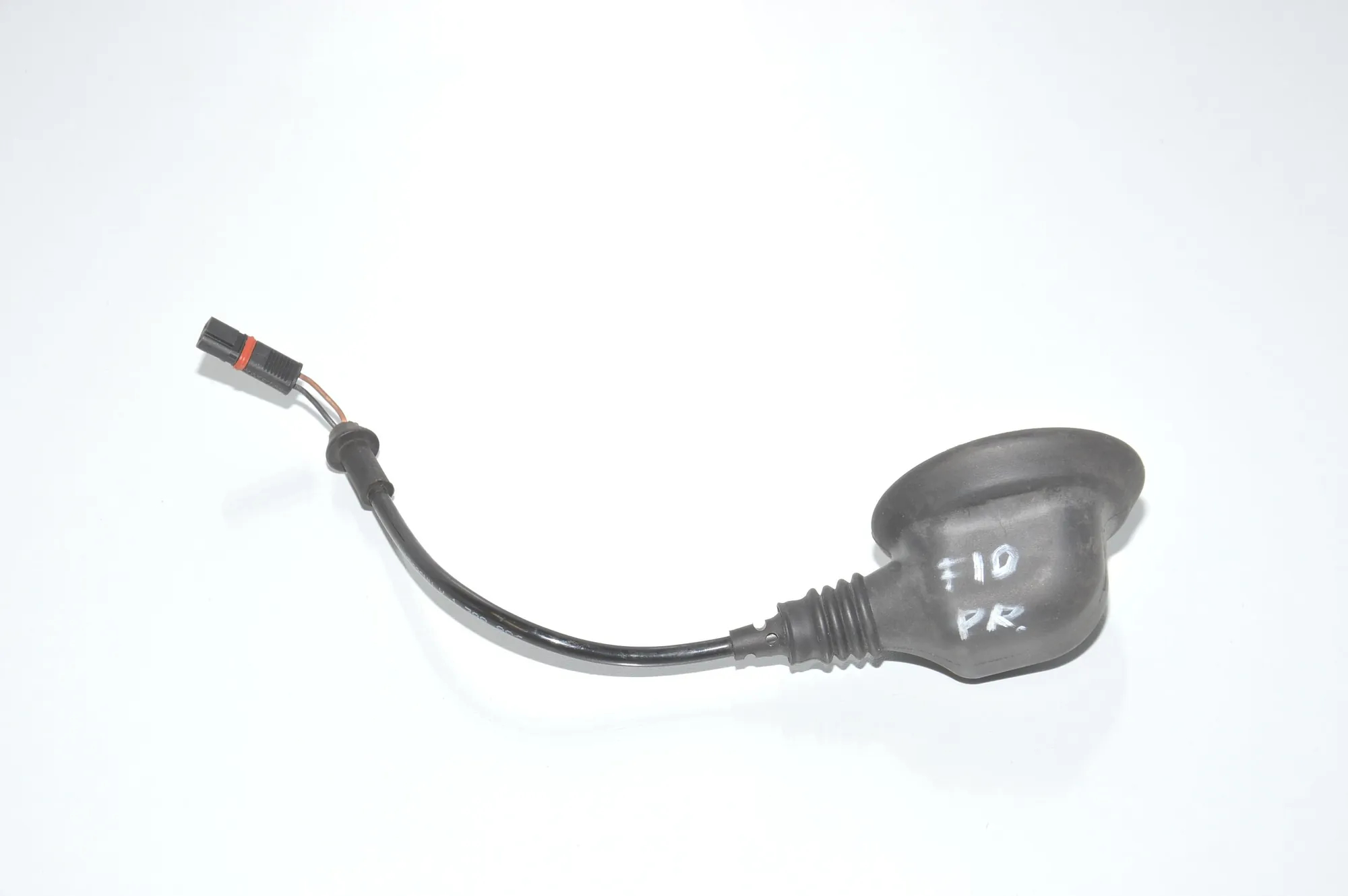 Other Control Units – OEM 2284048 · BMW 5 (F10) M5 2012 – 3