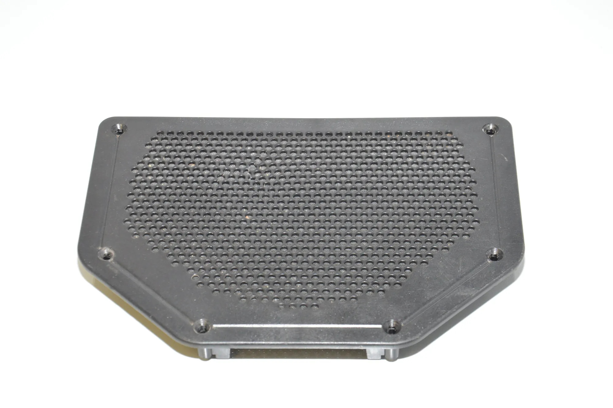 Loudspeaker Cover – OEM 6925328 · BMW 1 Coupe (E82) BMW 1 Coupe (E82) 118 d 2009 – 2