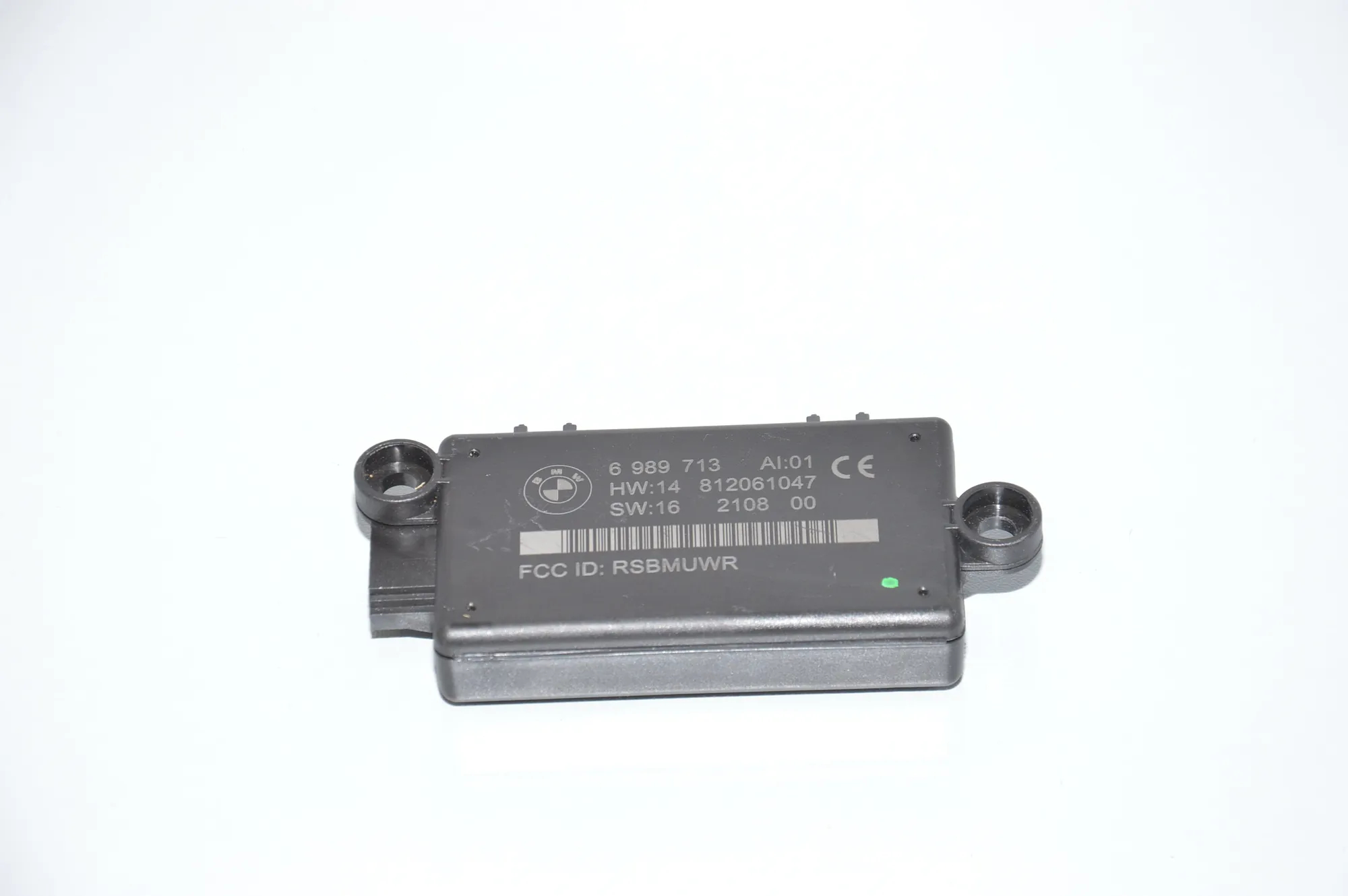 Other Control Units – OEM 6989713 · BMW 3 Cabrio (E93) BMW 3 Cabrio (E93) 320 d 2007 – 2