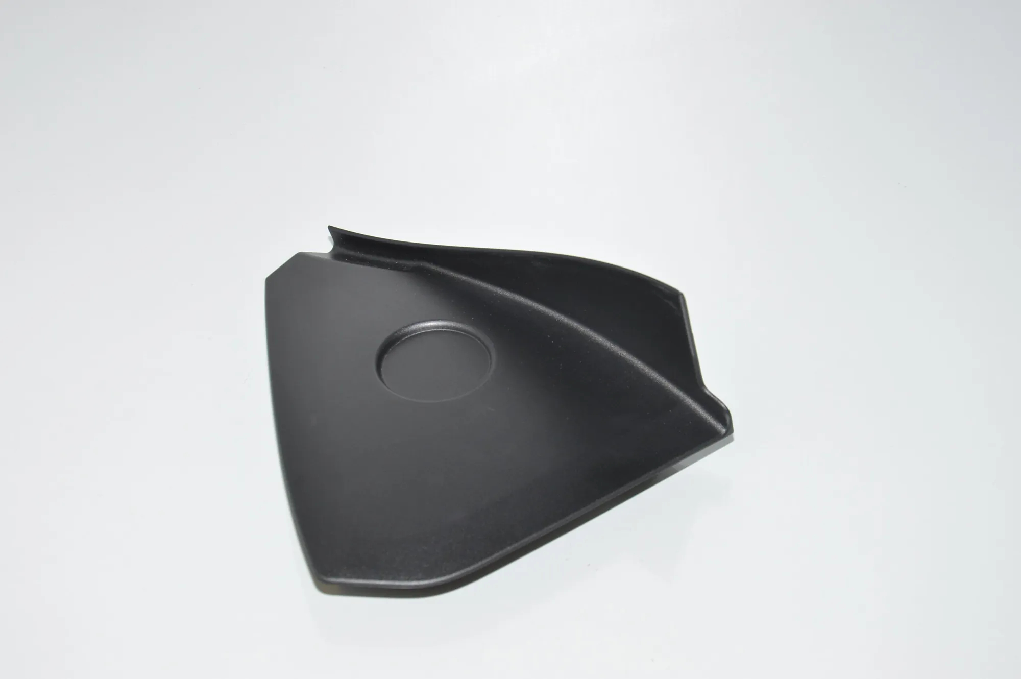 Dashboard Side Trim – OEM 9282991 · BMW i3 (I01) Electric 2019 – 2