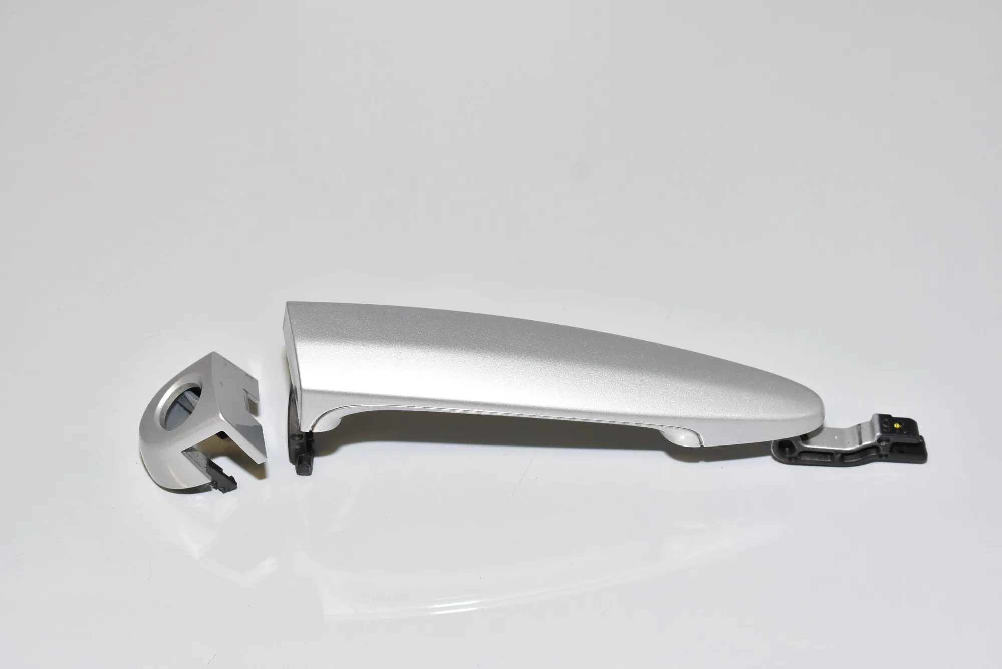 Front Right Door Exterior Handle · BMW 3 (E90) 320 d 2007