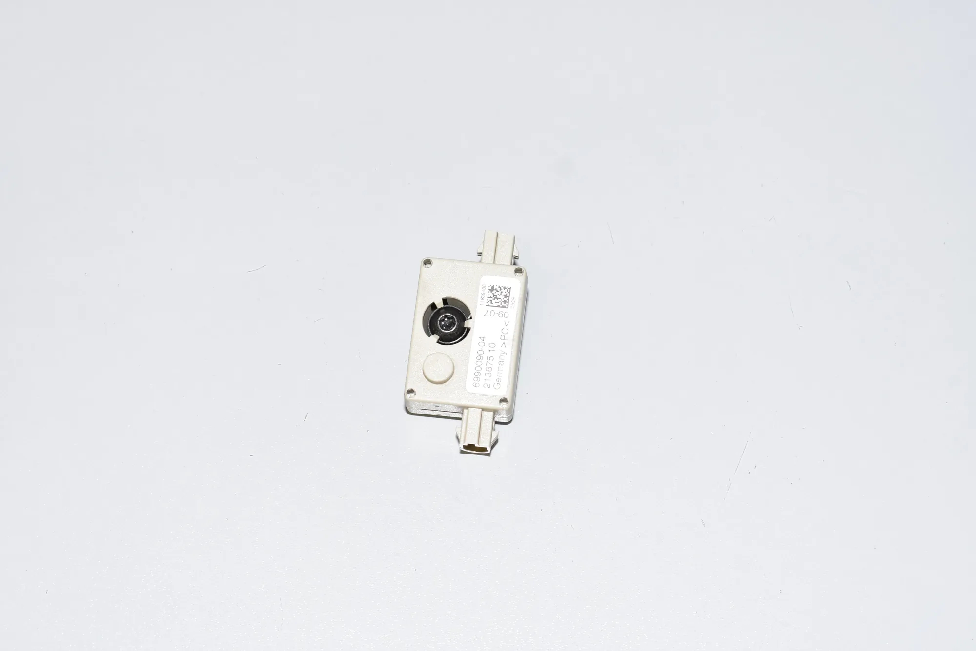 Antenna – OEM 6990090 · BMW 3 (E90) 320 d 2007 – 2