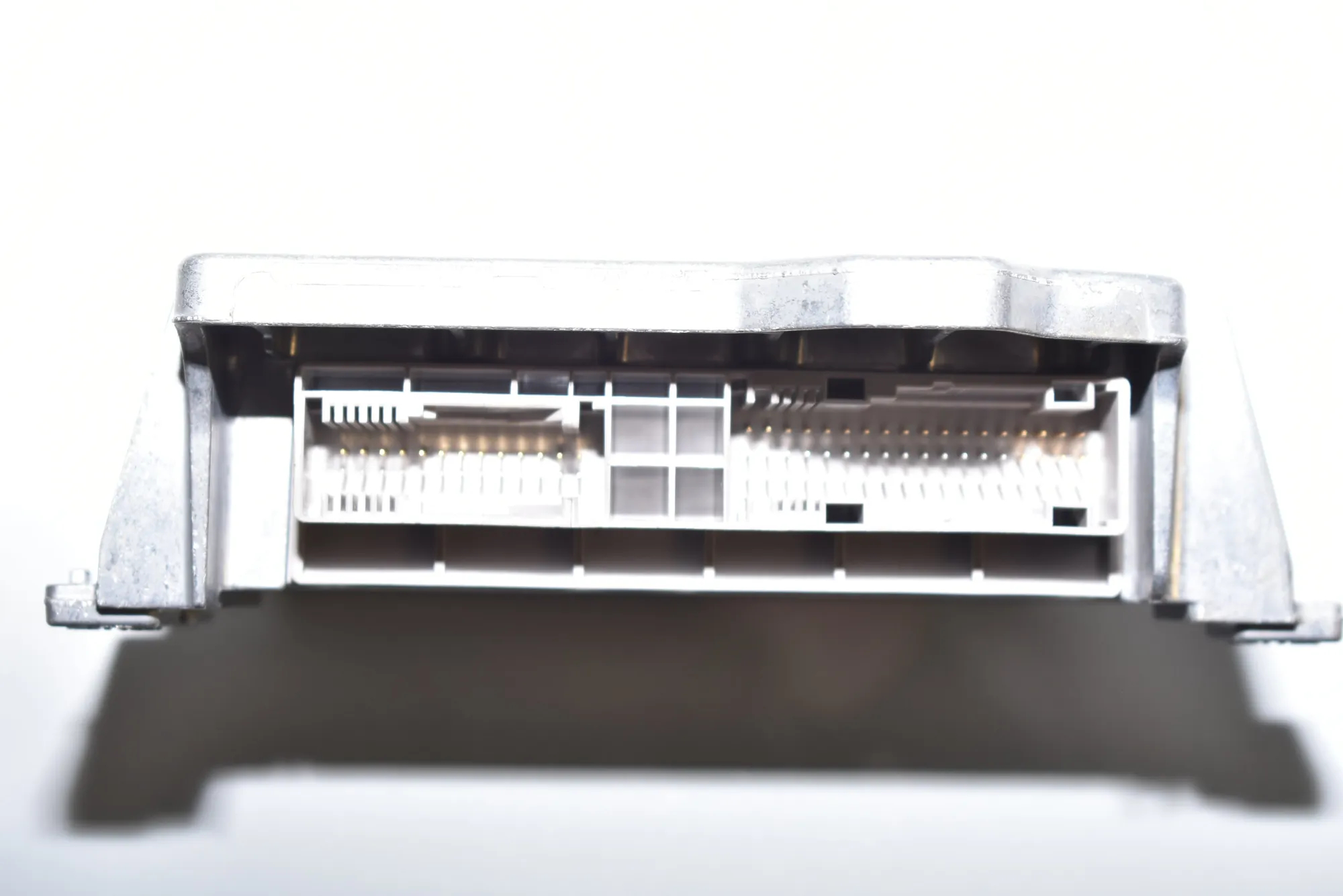 SRS Control Unit – OEM 9166057 · BMW 3 (E90) 320 d 2007 – 4